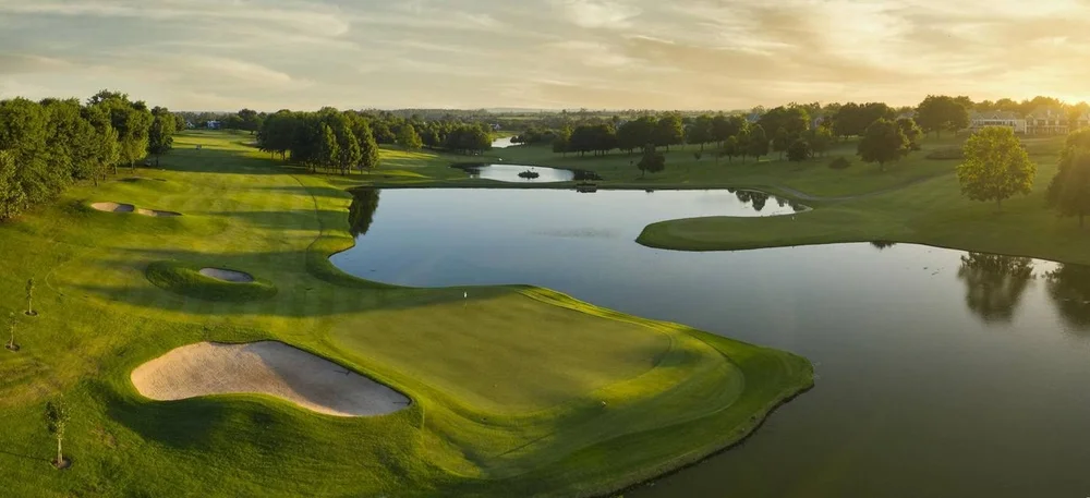 Fancourt Outeniqua at sunset, green beside the water