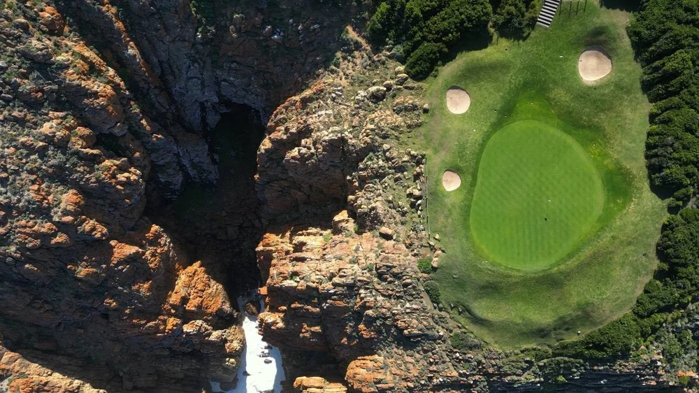 Pinnacle Point Golf Club, aerial view of the cliffs