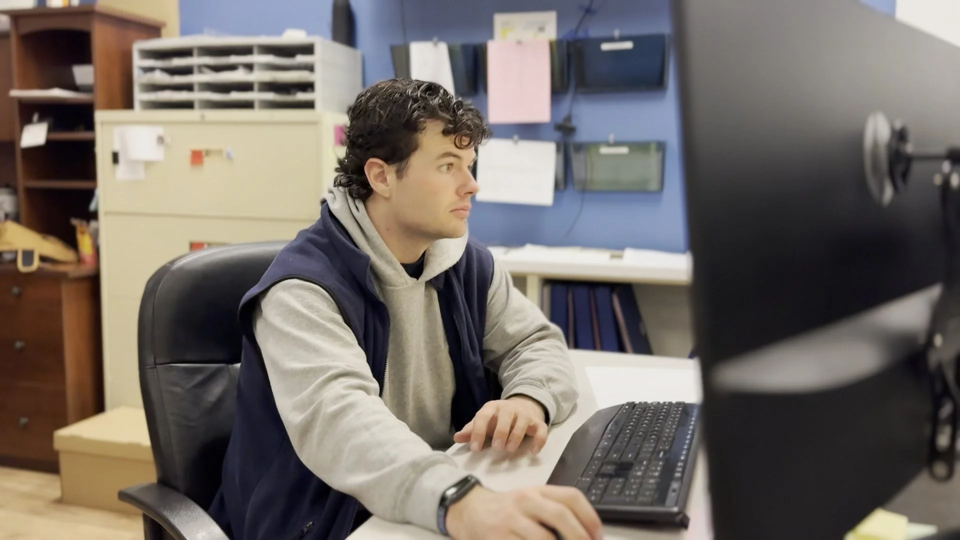 TLC Dispatcher Gareth planning the crew the night before
