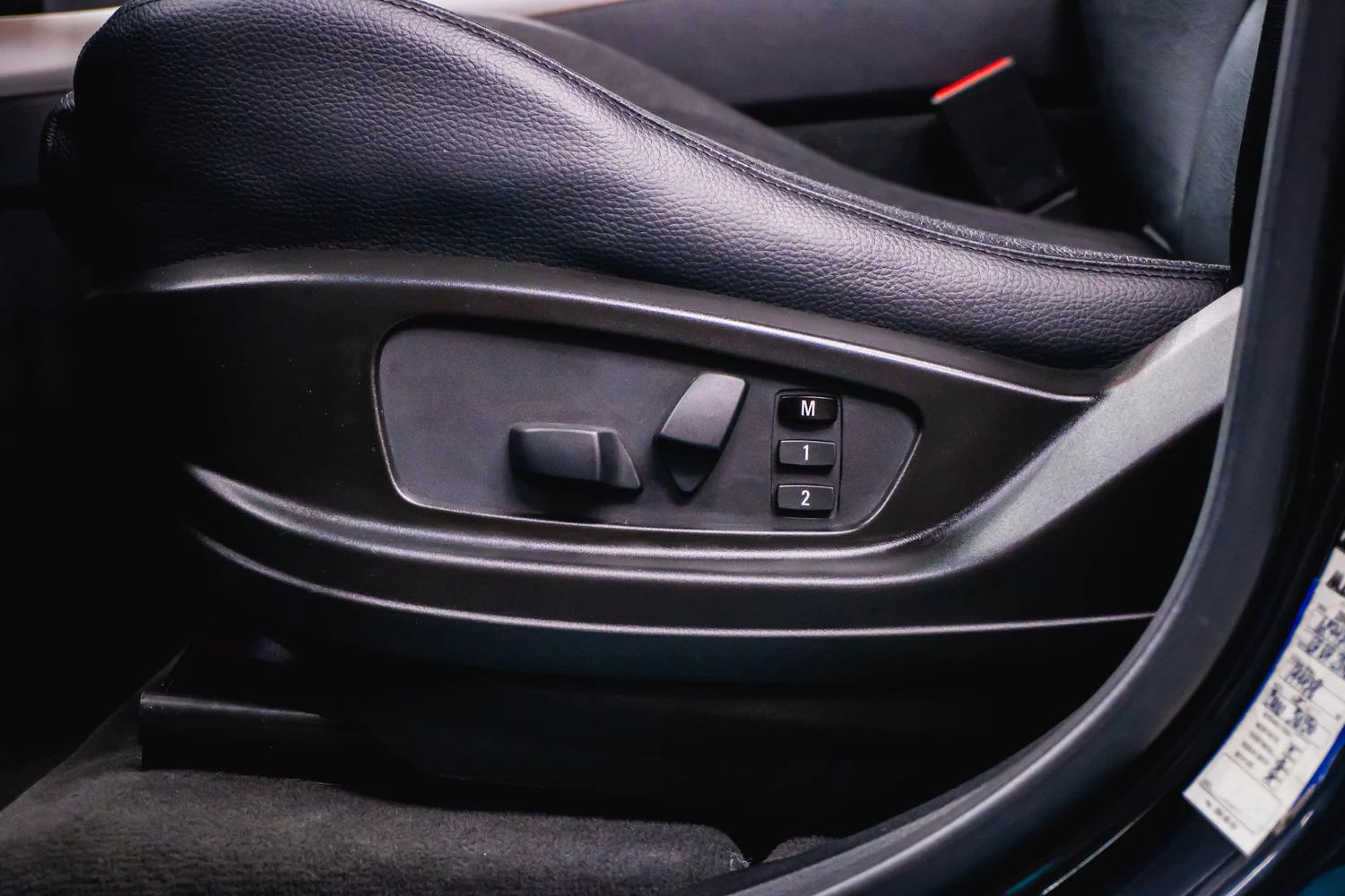 Седалка на BMW X5 след детайлинг