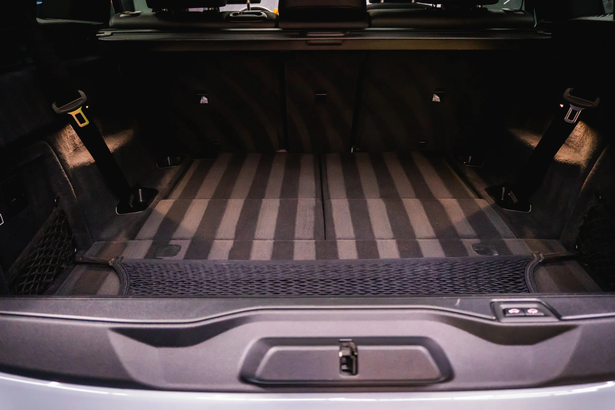 Багажник на BMW X5 след интериорен детайлинг