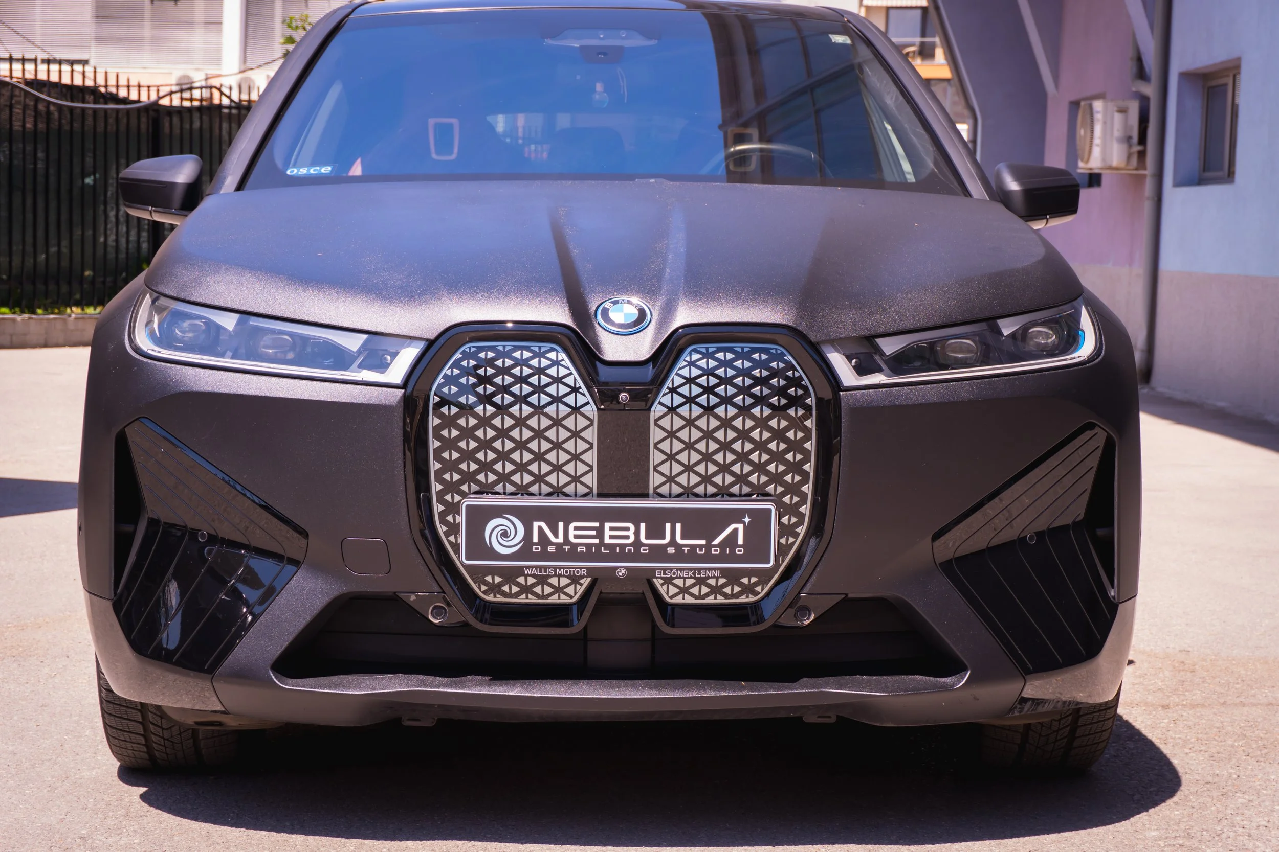 BMW iX при приемане в Nebula Detailing Studio