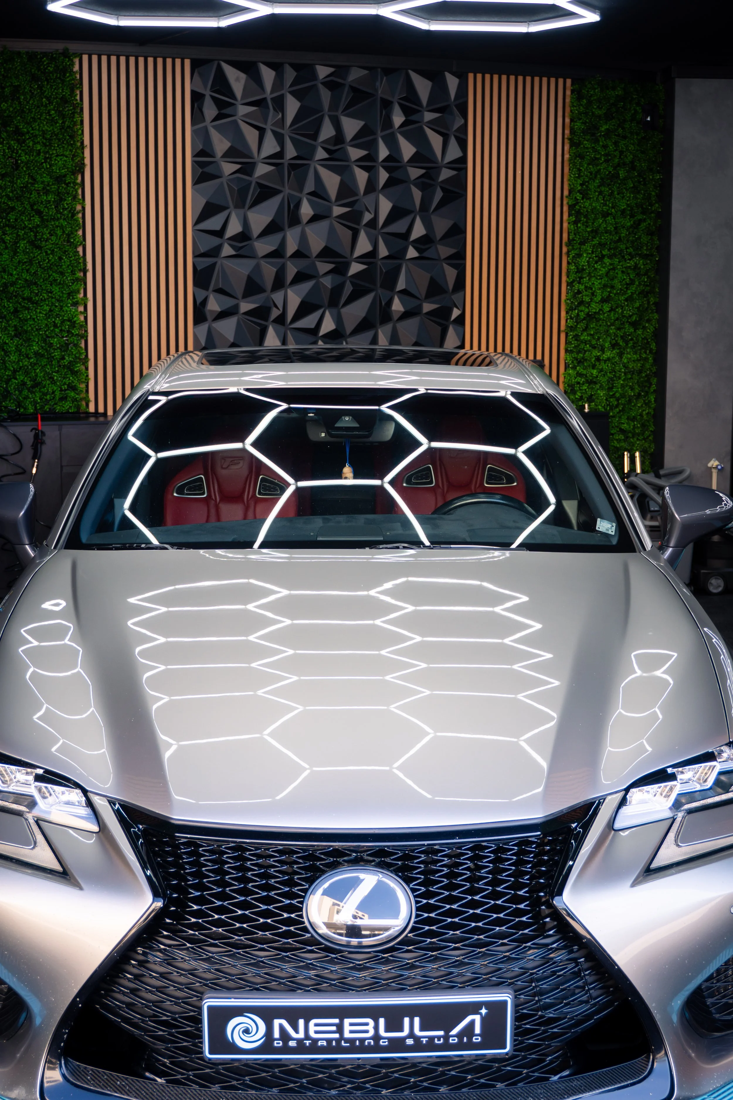 Lexus GS F след полиране и керамична защита