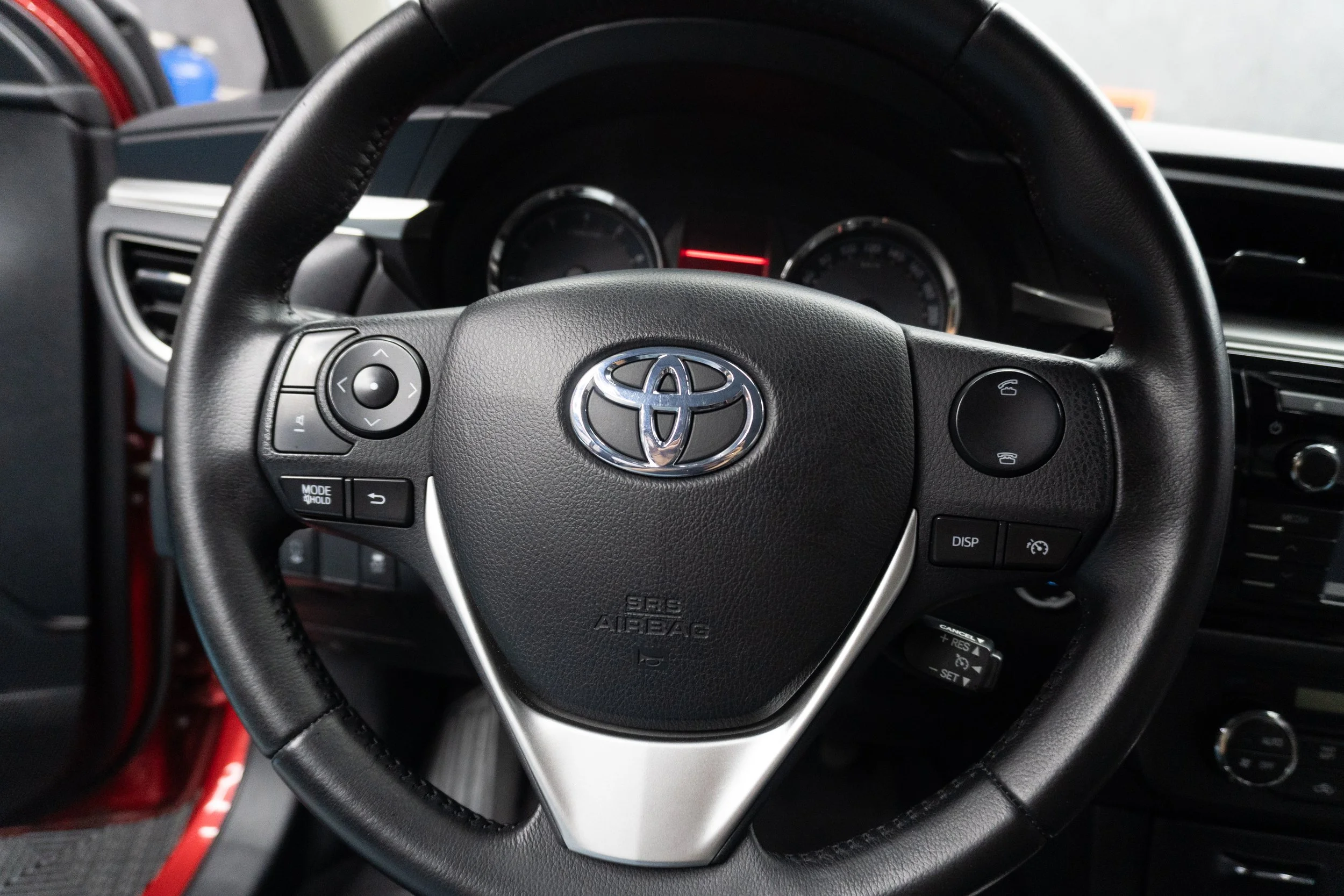 Почистен волан на Toyota Corolla