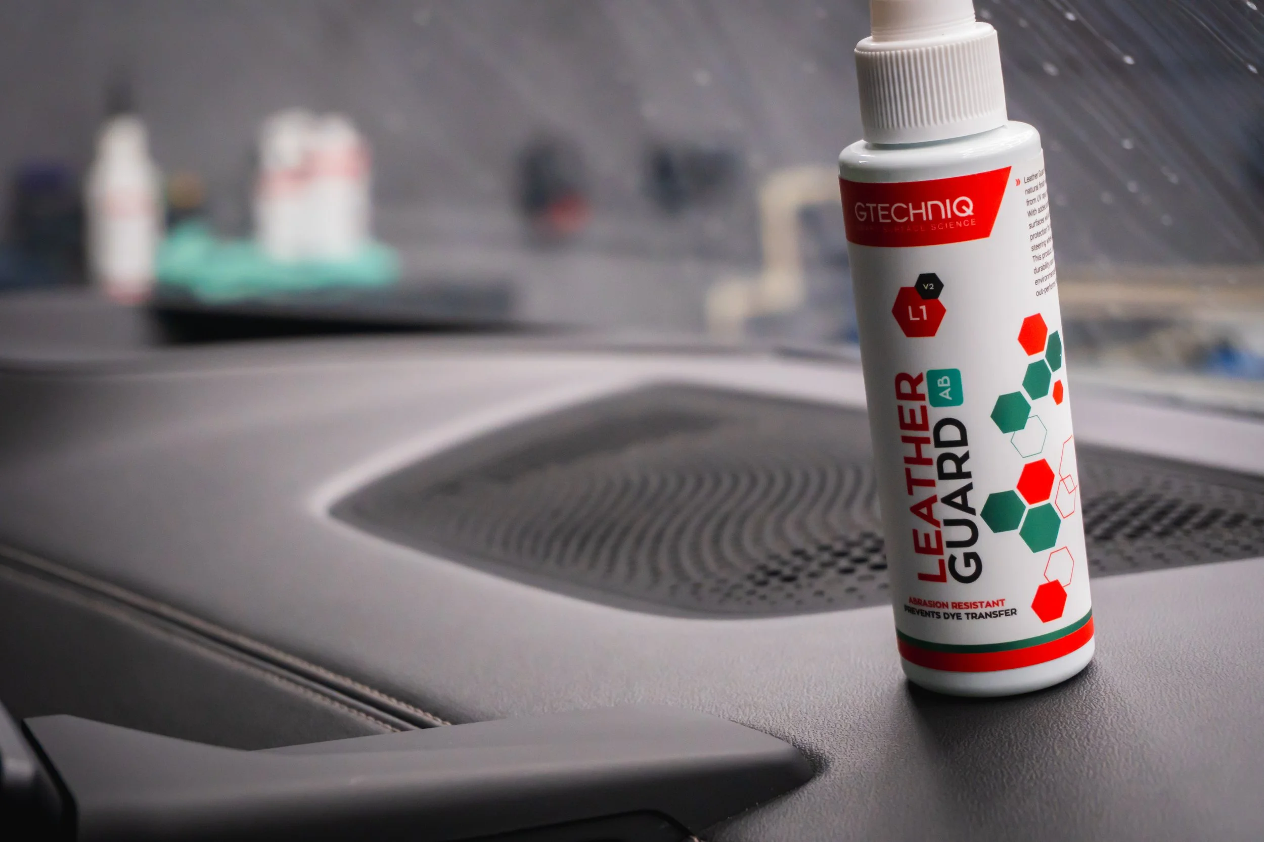 Gtechniq Leather Guard при BMW X5