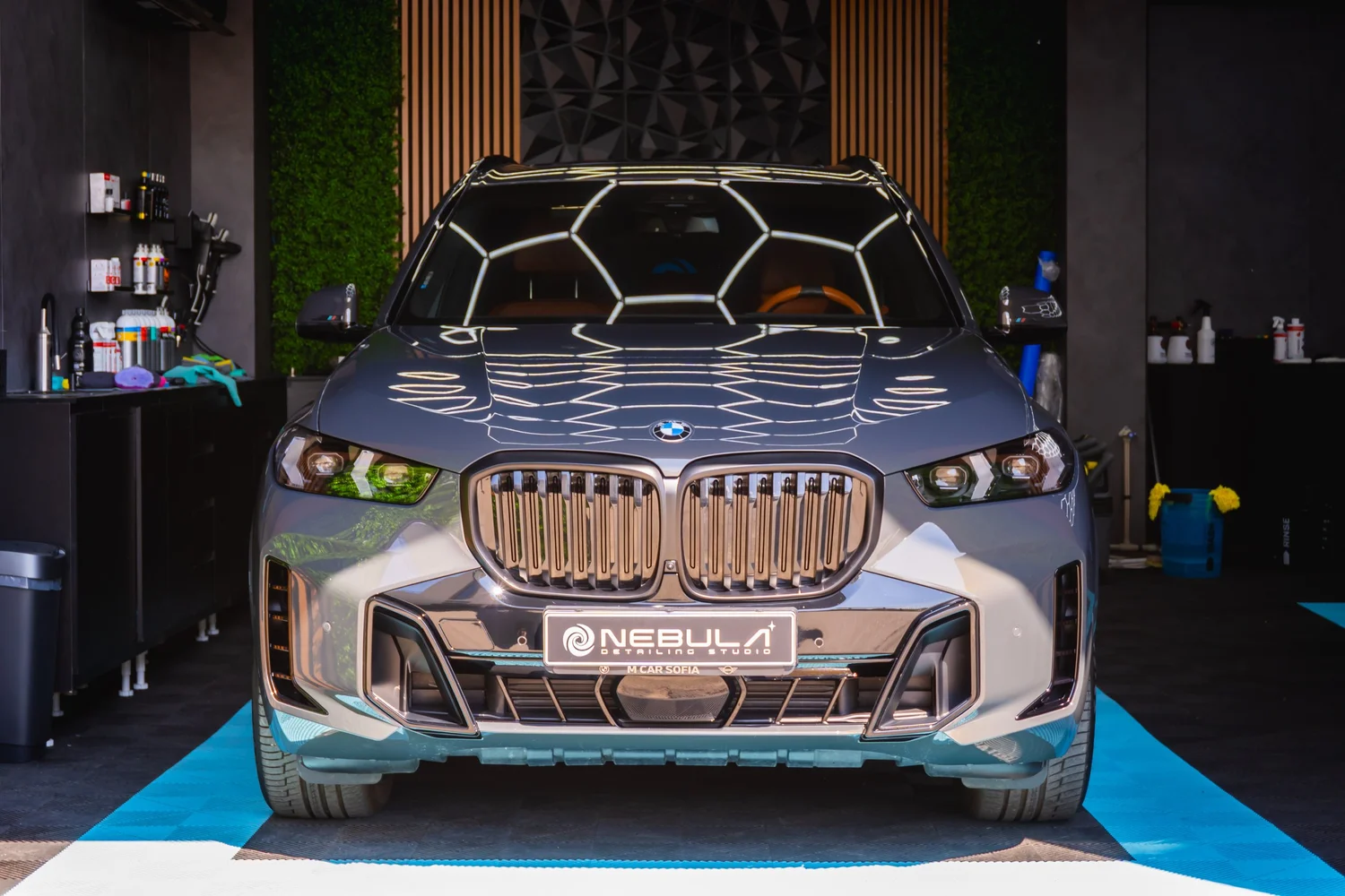 BMW X5 след машинно полиране и Gtechniq C2 Ceramic Sealant