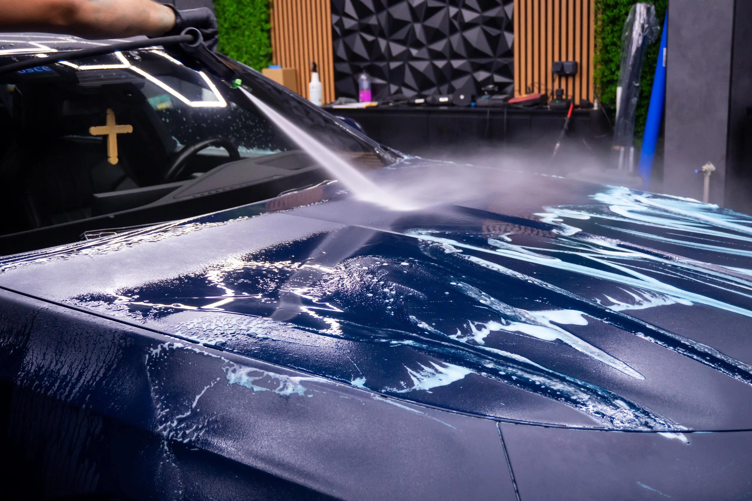 Изплакване на BMW i7