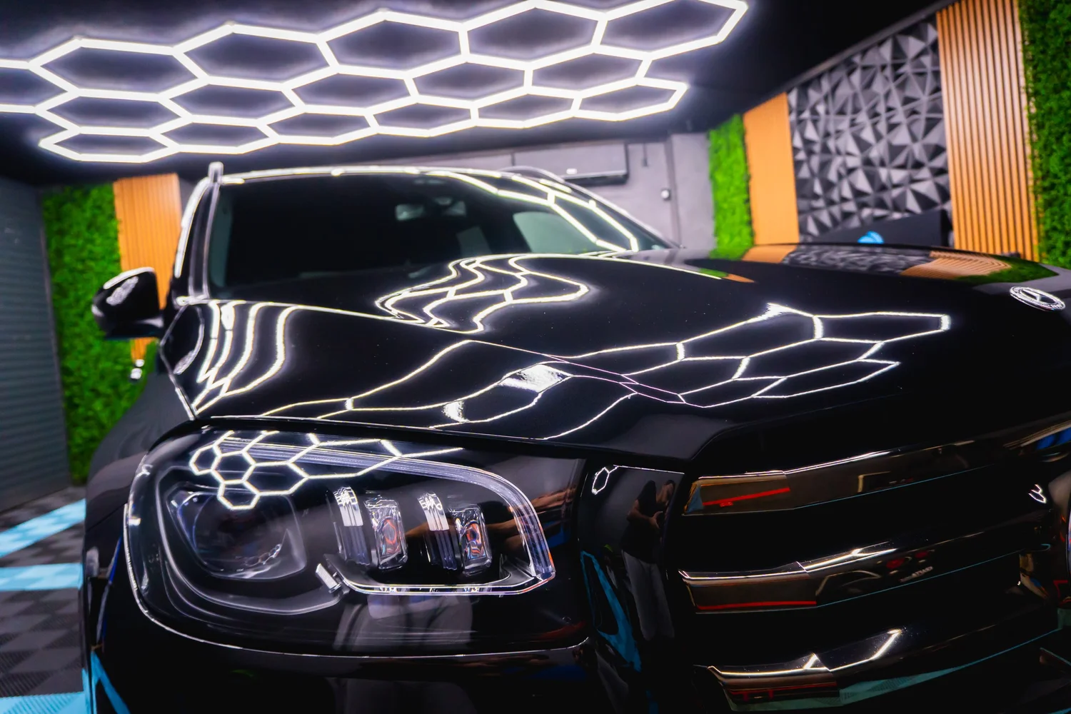 Гланц на Mercedes-Benz GLS след полиране