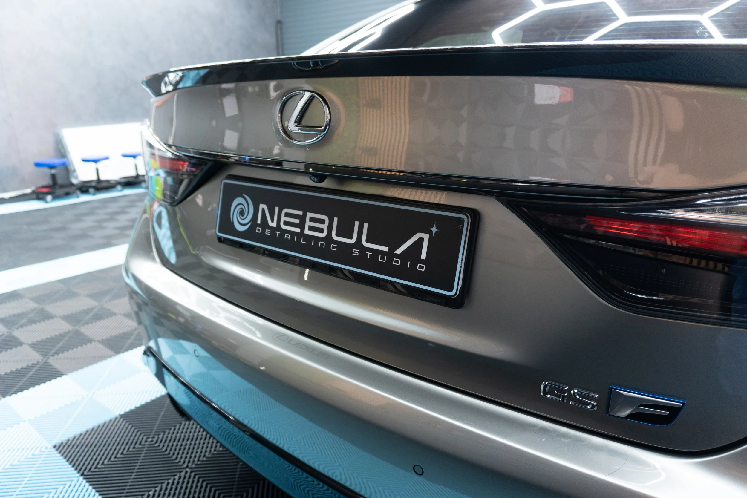 Задна част на Lexus GS F