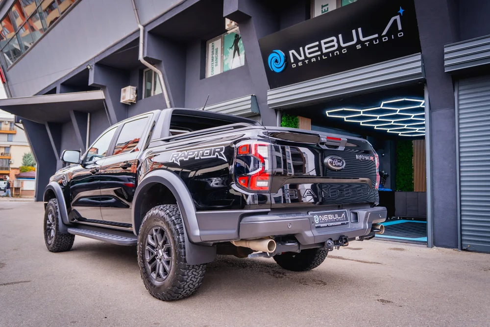 Ford Ranger Raptor на три четвърти отзад