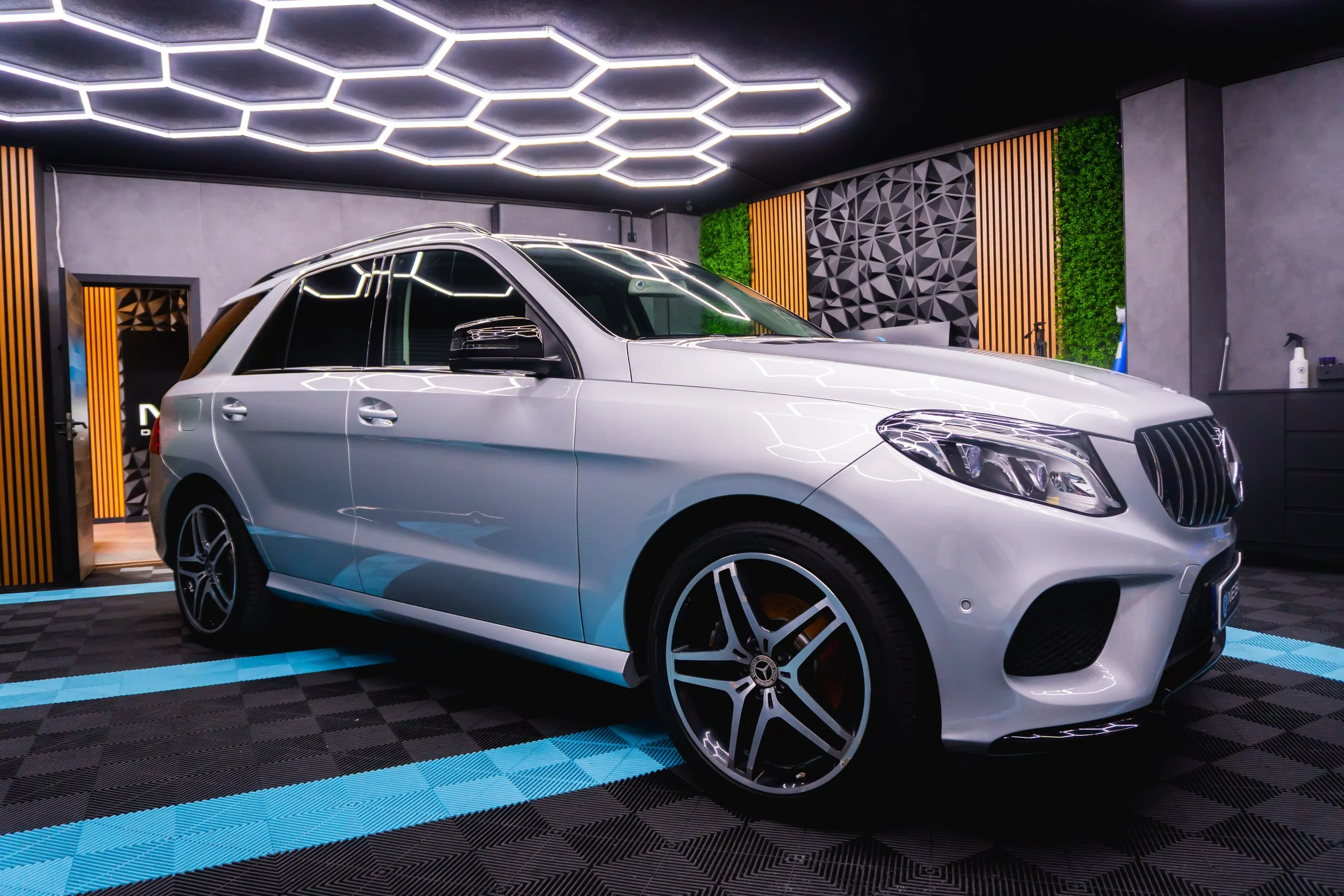 Mercedes GLE след корекция на боята в Nebula Detailing