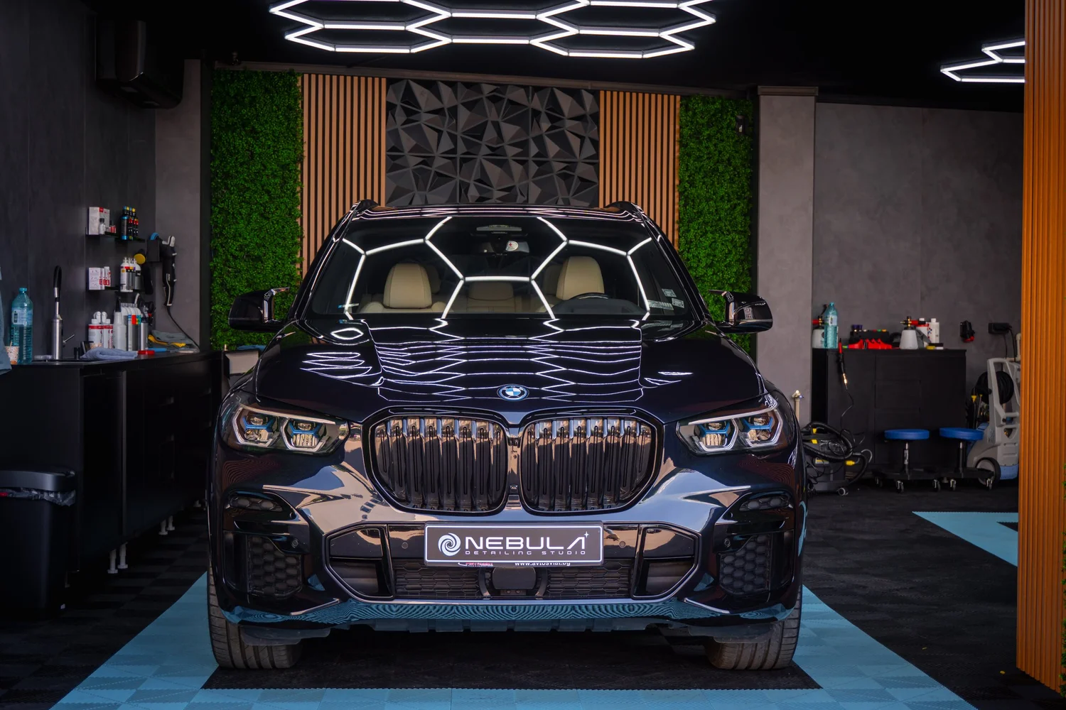 BMW X5 xDrive45e след полиране и керамична защита