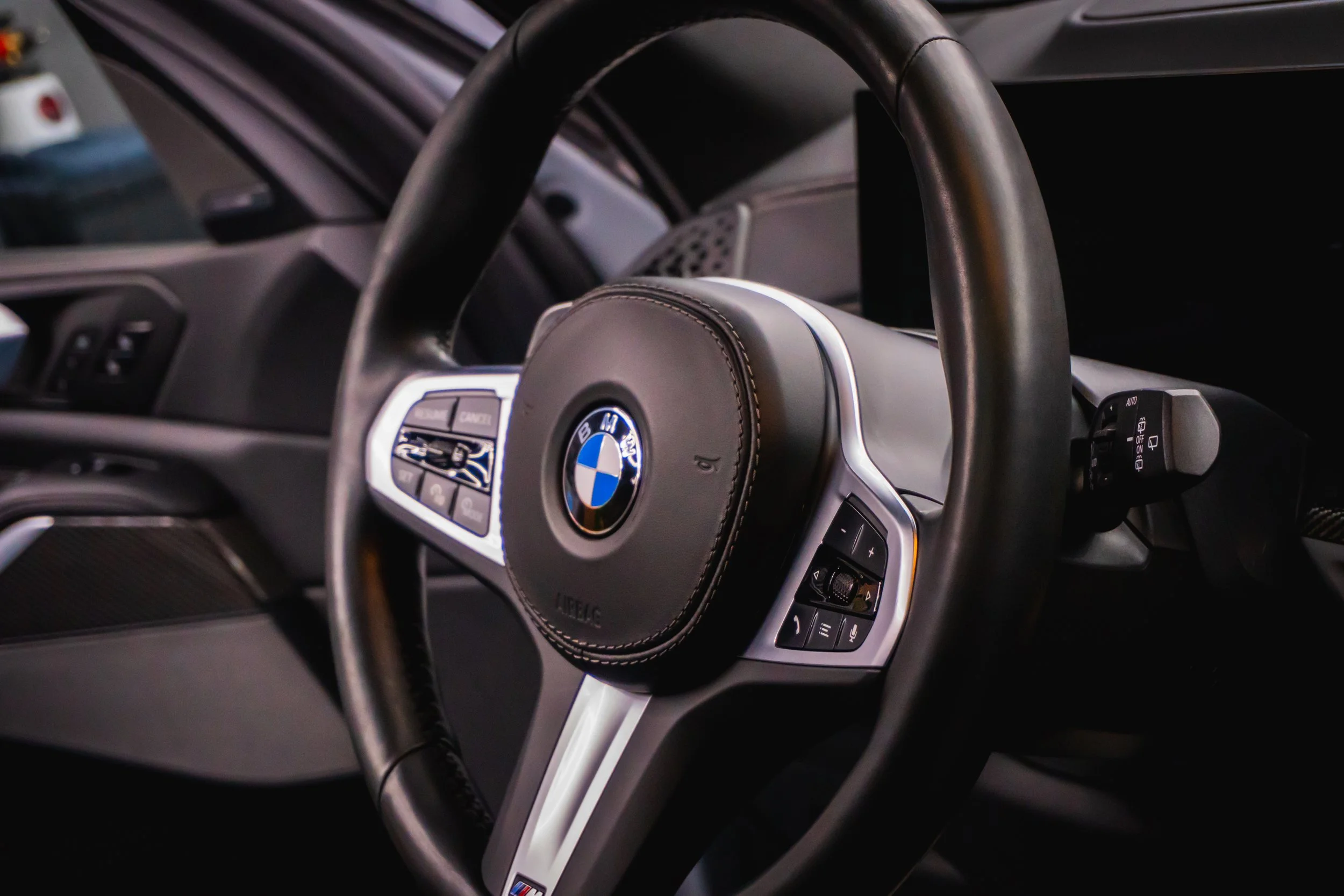 Волан на BMW X5 след интериорен детайлинг