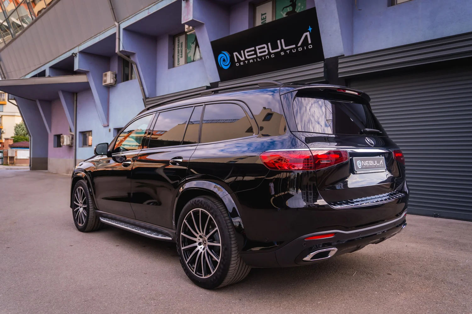 Mercedes-Benz GLS 450d пред Nebula Detailing