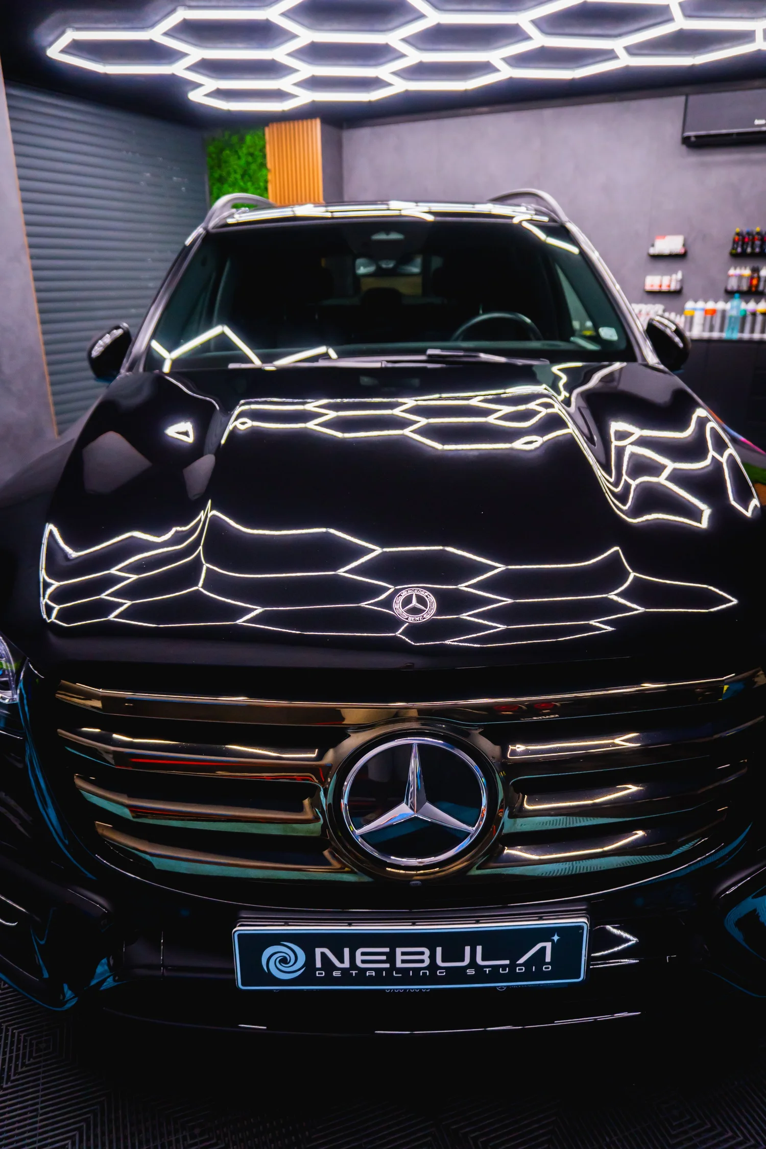 Предна част на Mercedes-Benz GLS след керамика
