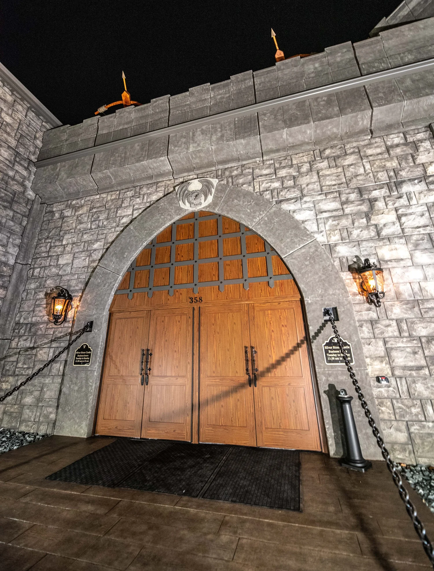 Lanterns at the gate