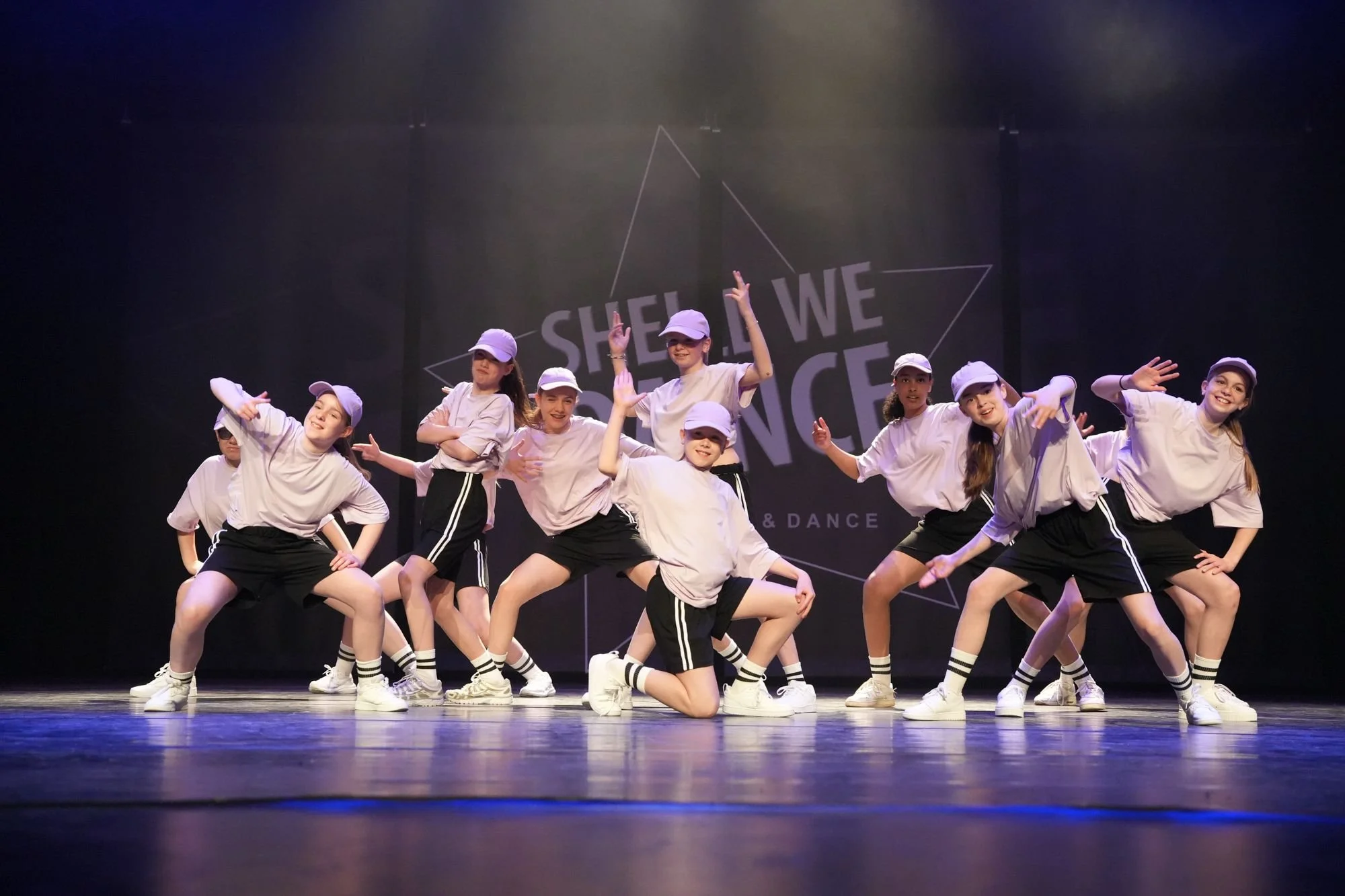 Dansers van Let's Grow Studio