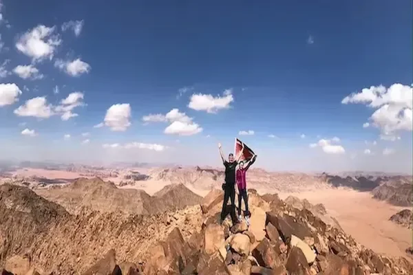 Jebel Umm Ad Dami hiking tour in Wadi Rum