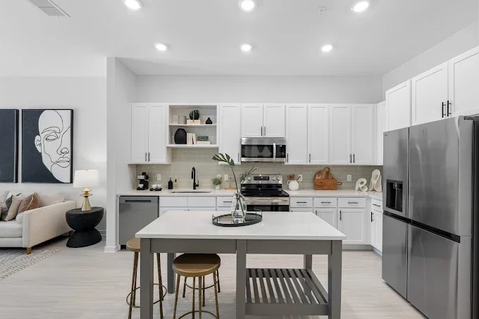 Evelyn City Lofts