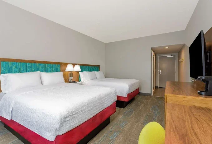 Hampton Inn