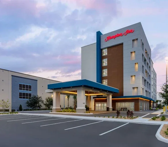Hampton Inn