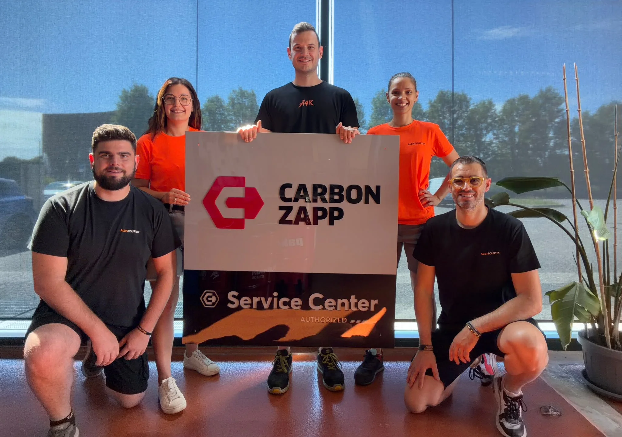 ALBAFOURTEK Centro Autorizzato Carbon Zapp