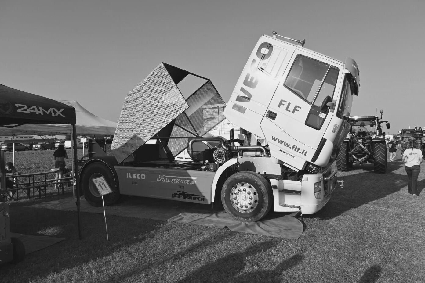 Tractor Pulling 9