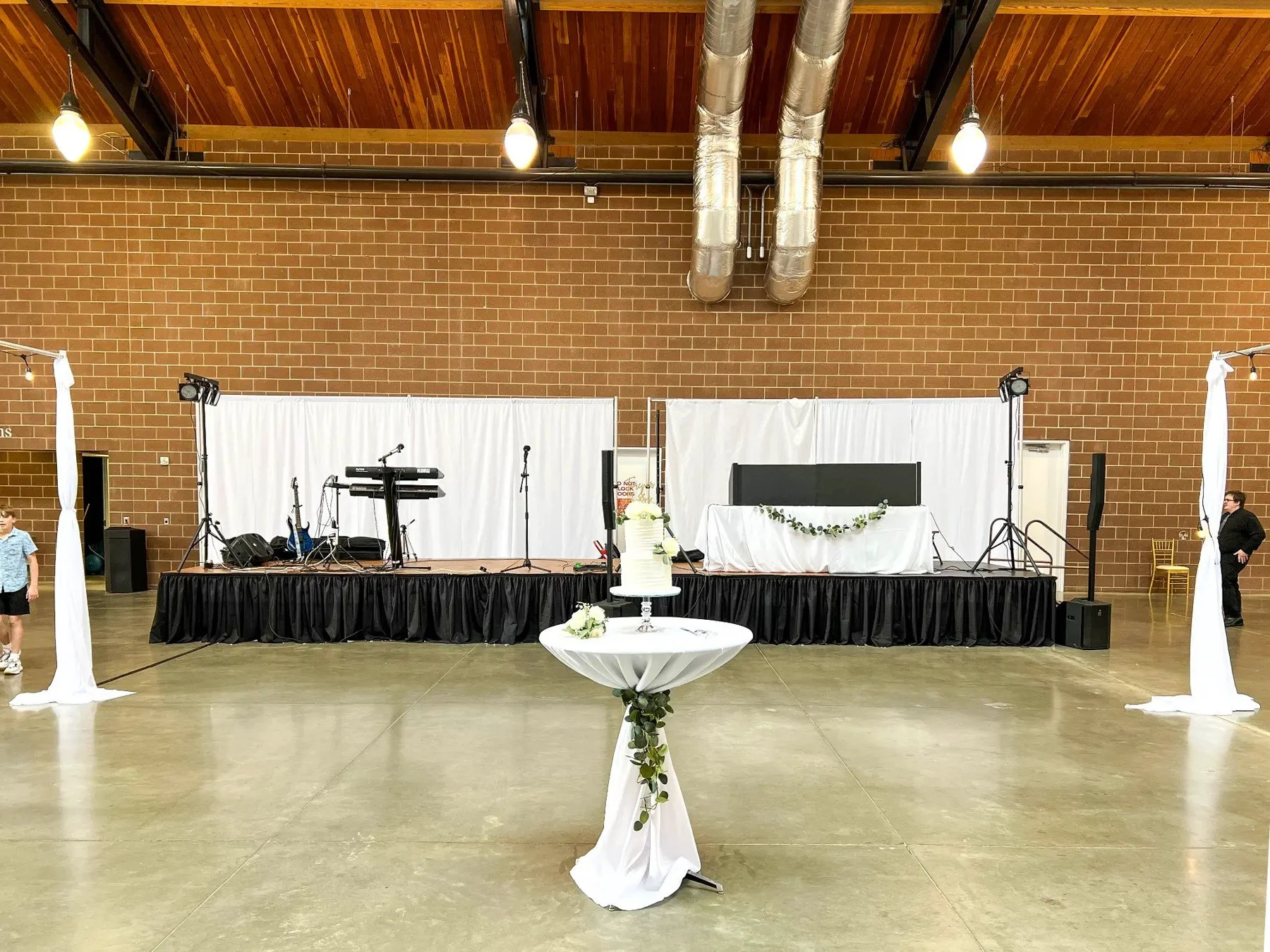 Single Drape Backdrop.