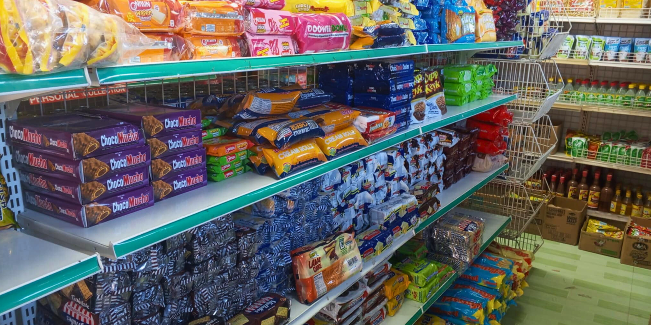 Store display at Coopmart Manabo