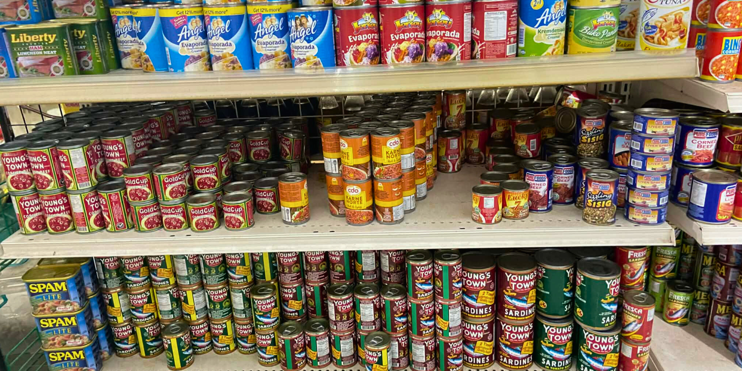 Store display at Coopmart Penarubia