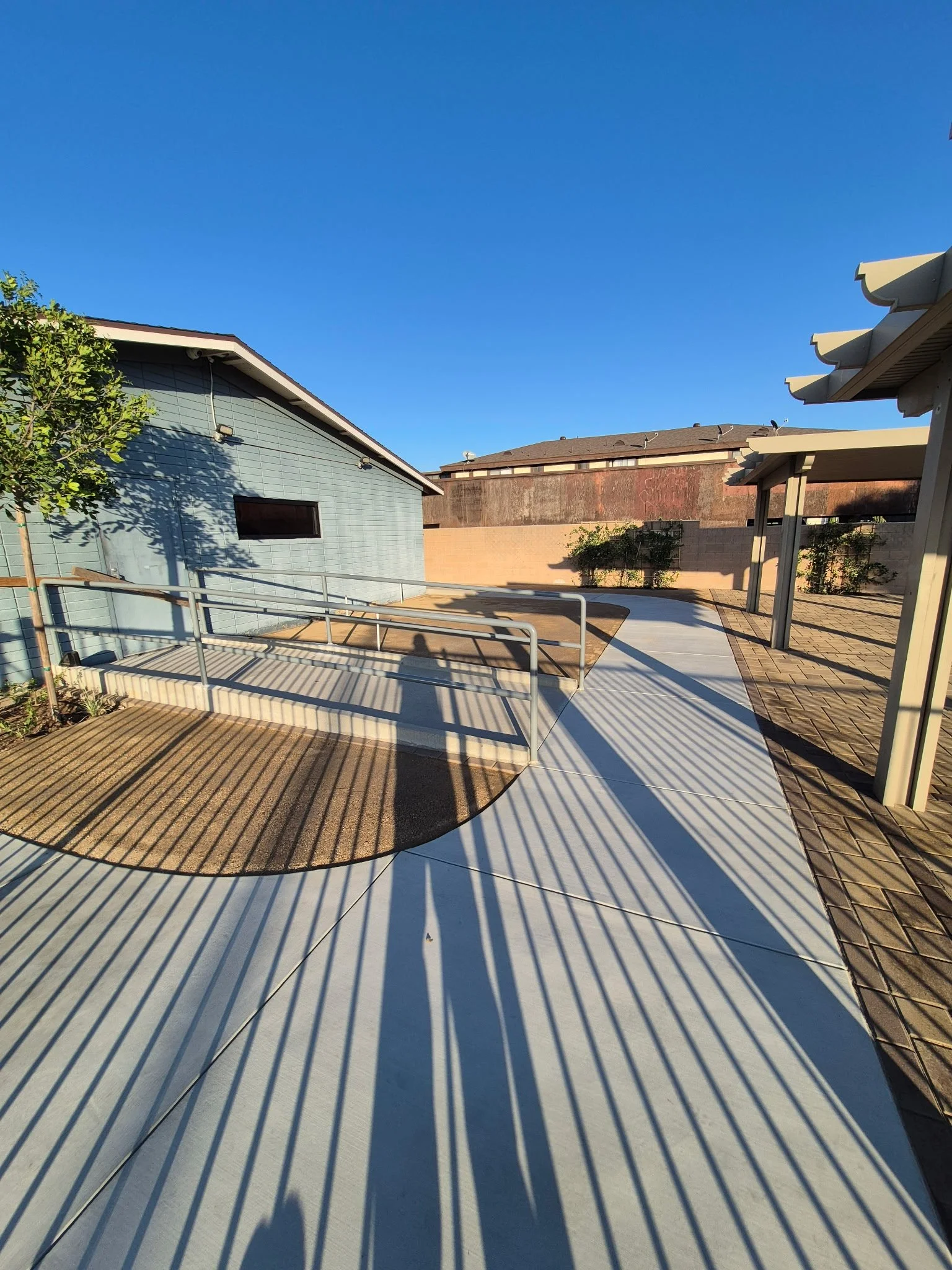 Concrete Walkways & Ramp