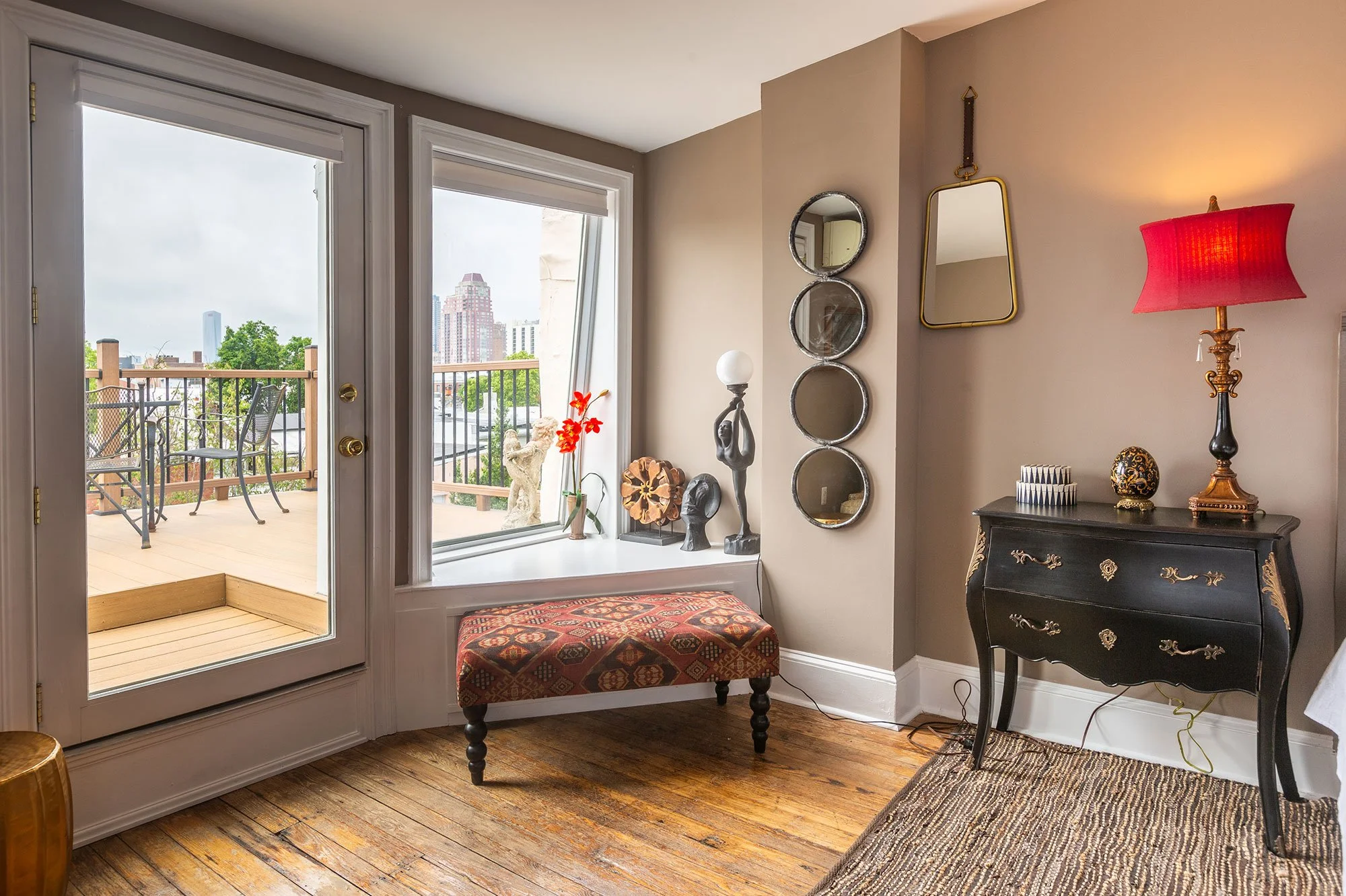Suite image 2