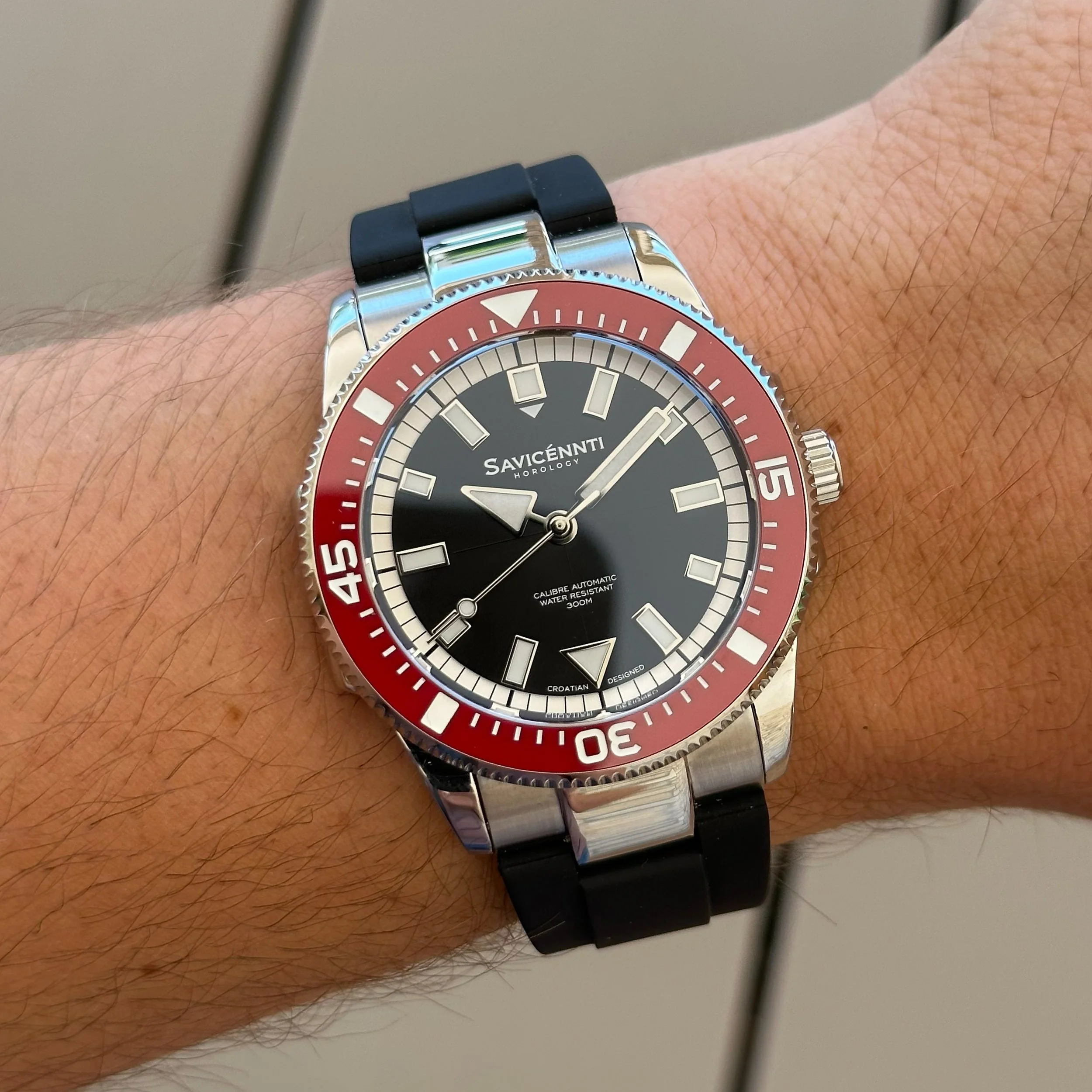SAVICÉNNTI CETUS DIVER red rubber strap product image