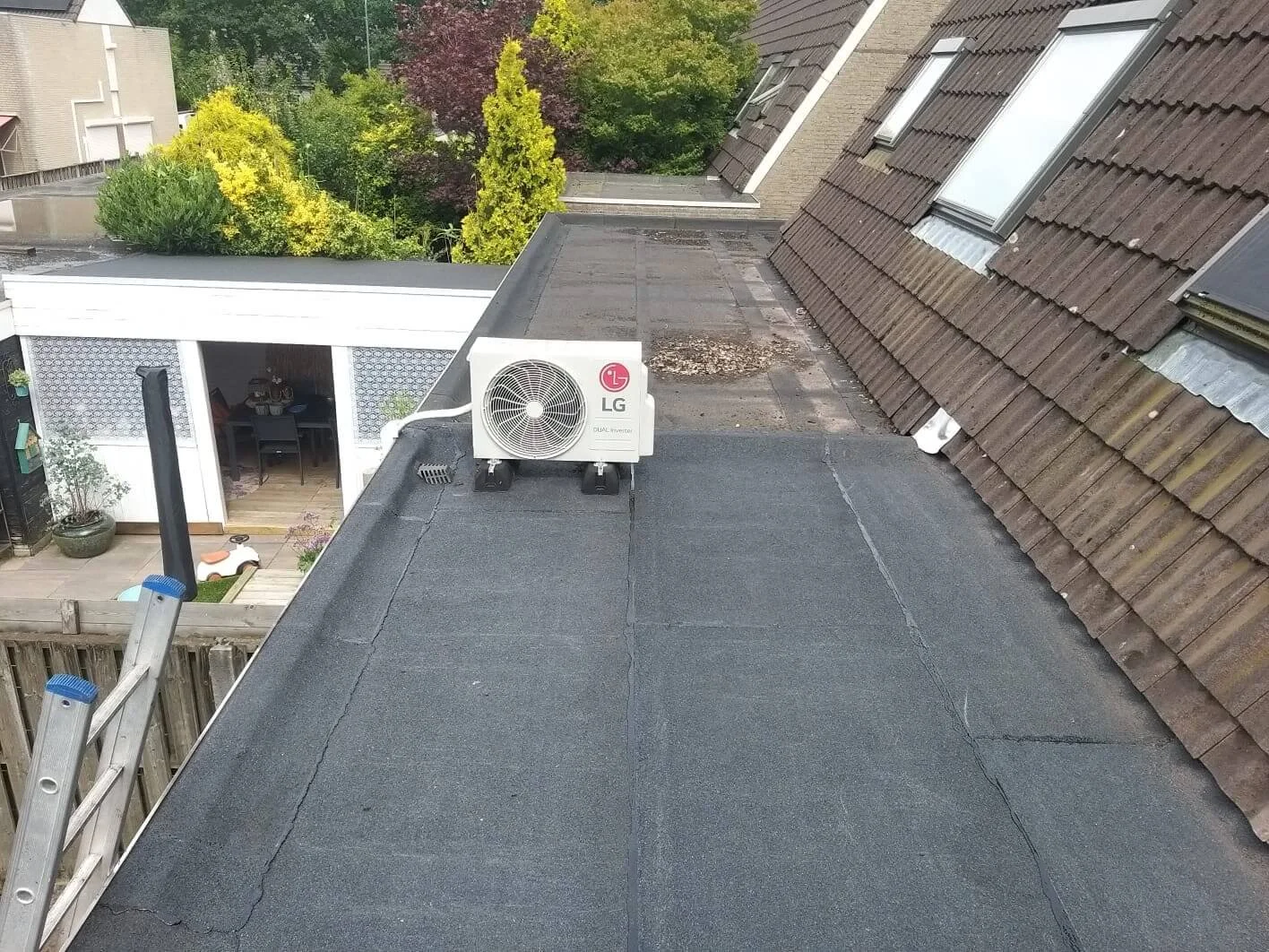 DakUp Dakdekkersbedrijf Vught project: stormschade herstel met complete dakcheck en strak herplaatste dakpannen