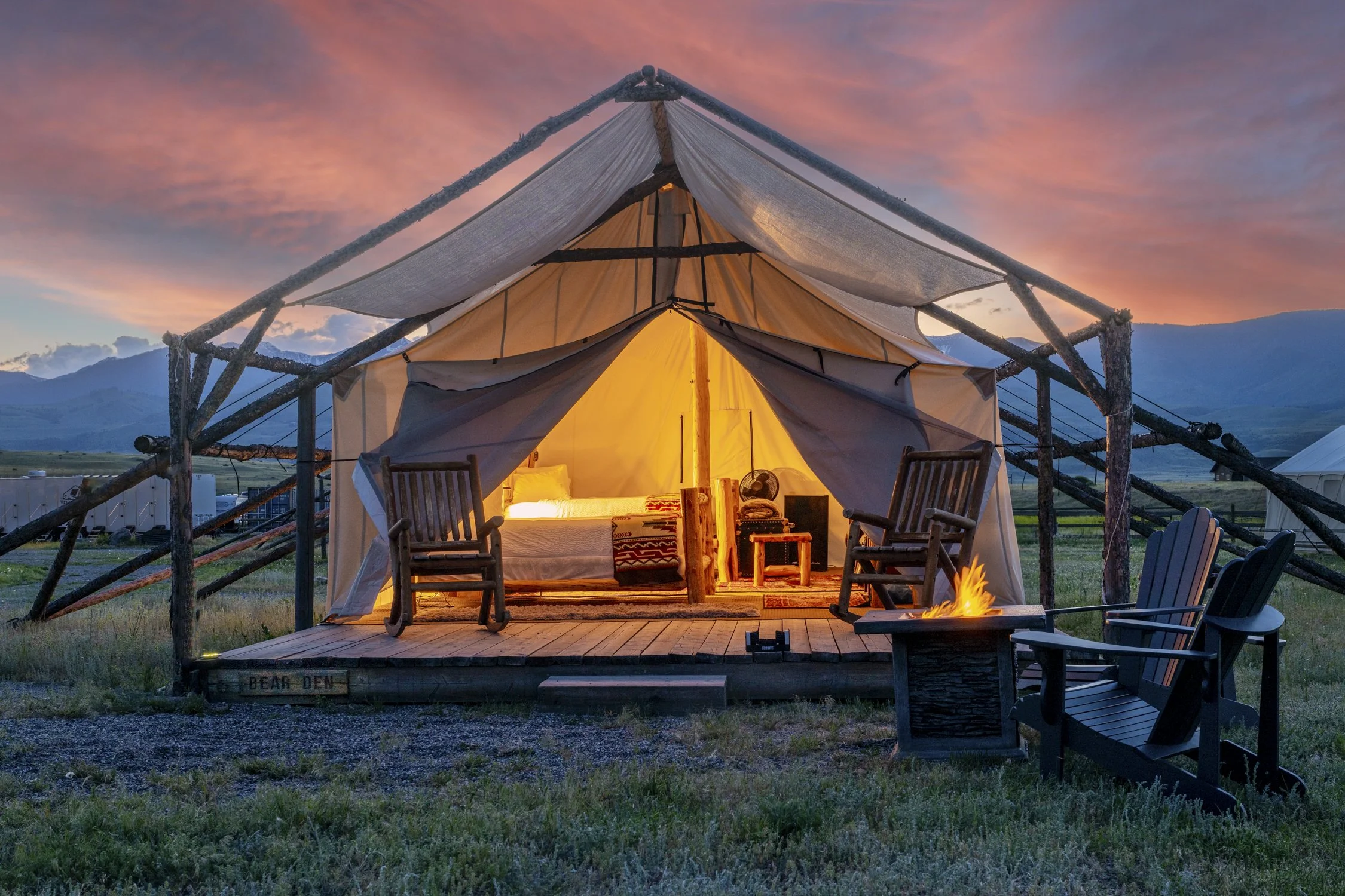 Front view of Bears Den glamping tent