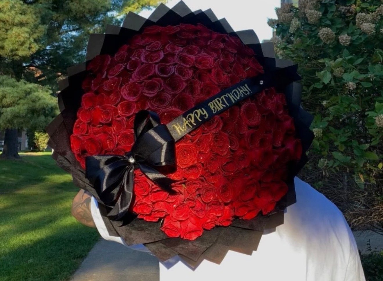 Birthday bouquet 200 stem count