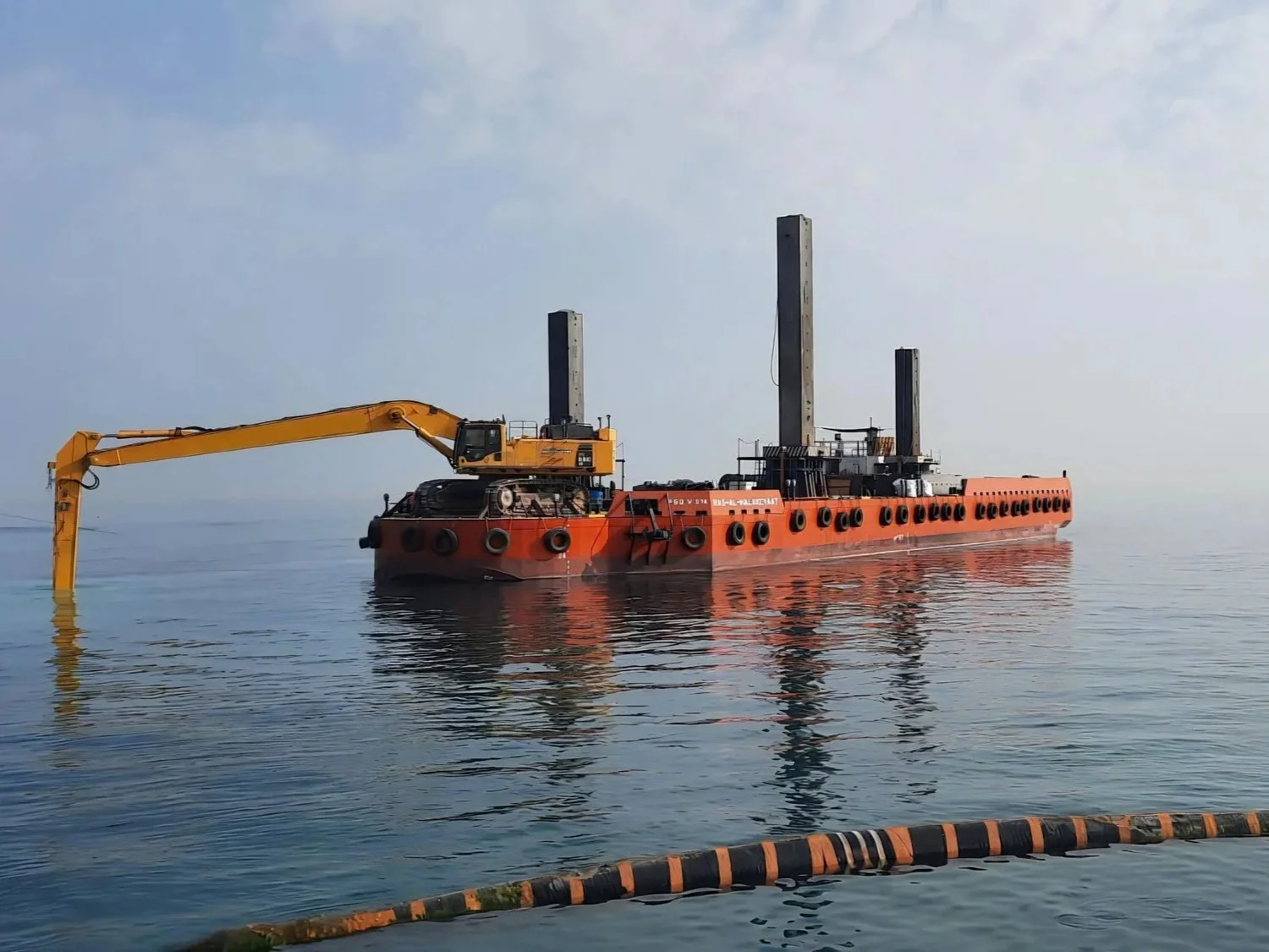 Masirah Marine pin barge — Barka