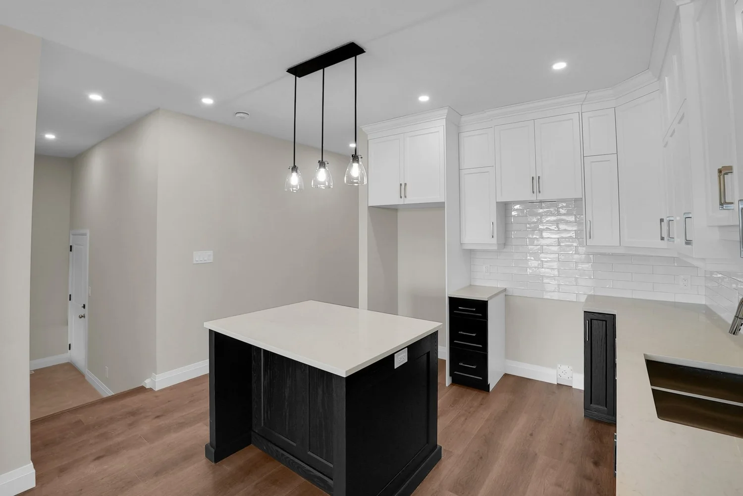 Unit 19 Kitchen island