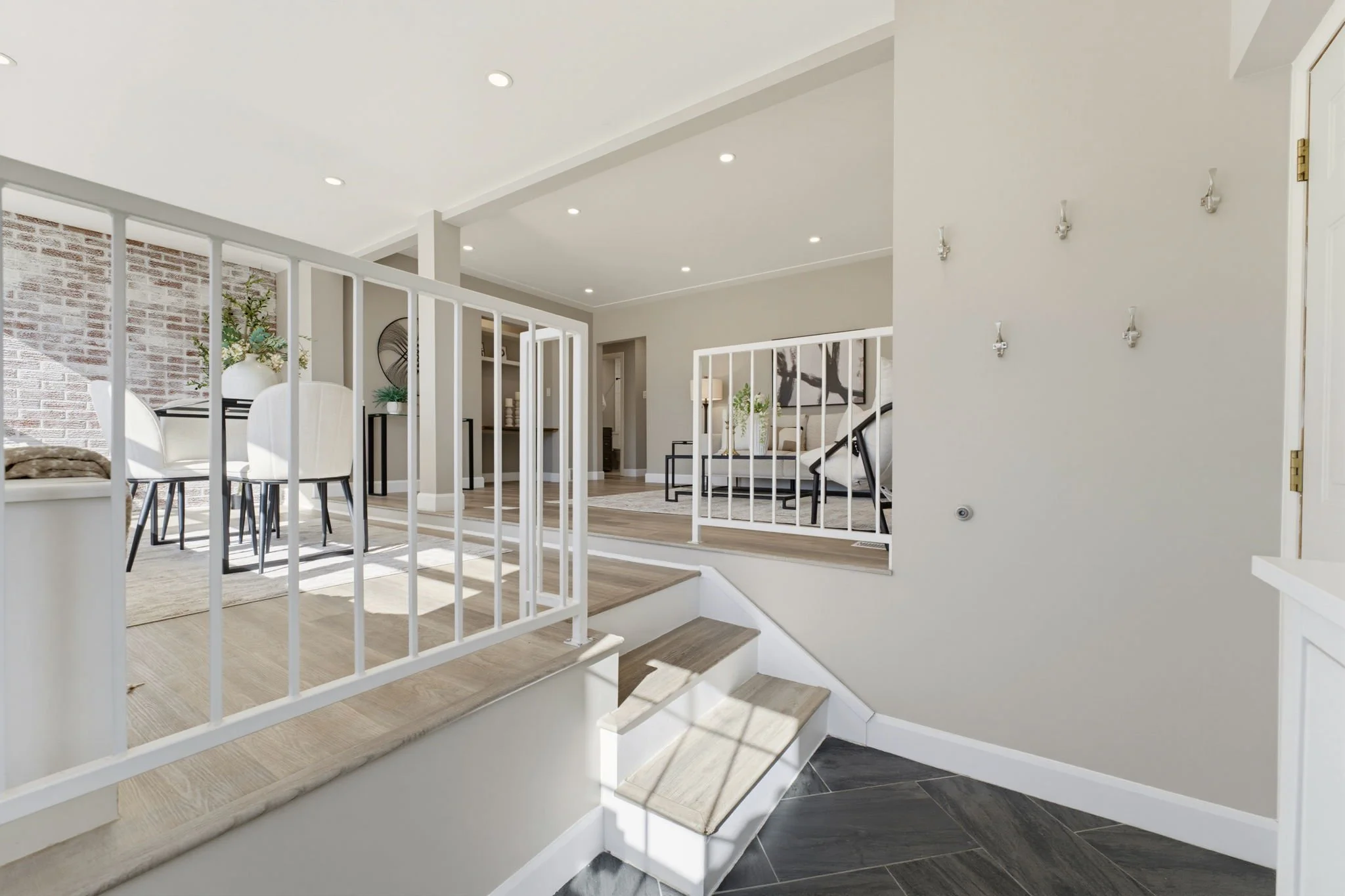300 Westmount Road East, Kitchener — Foyer view to living and dining