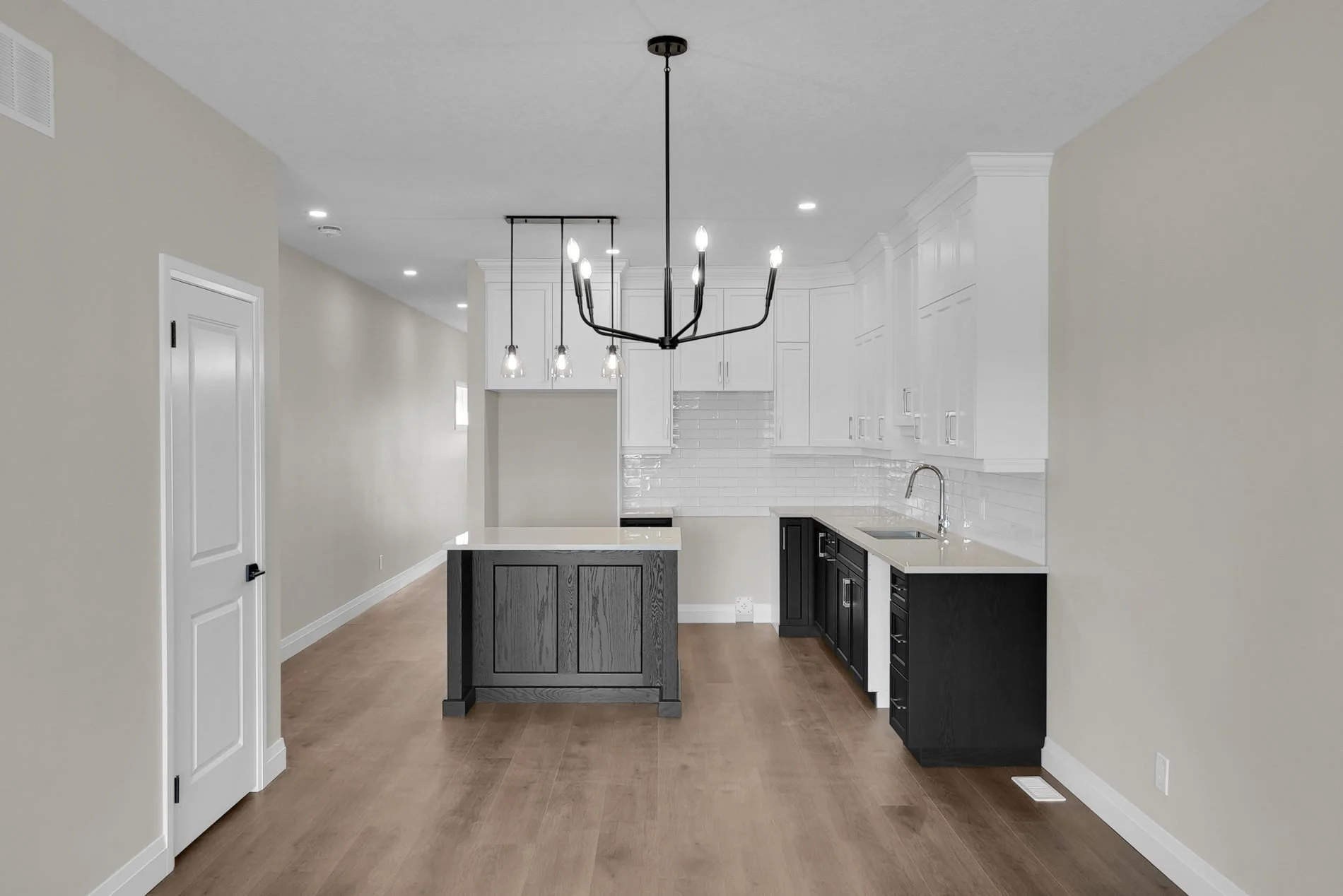 Unit 19 Kitchen & dining