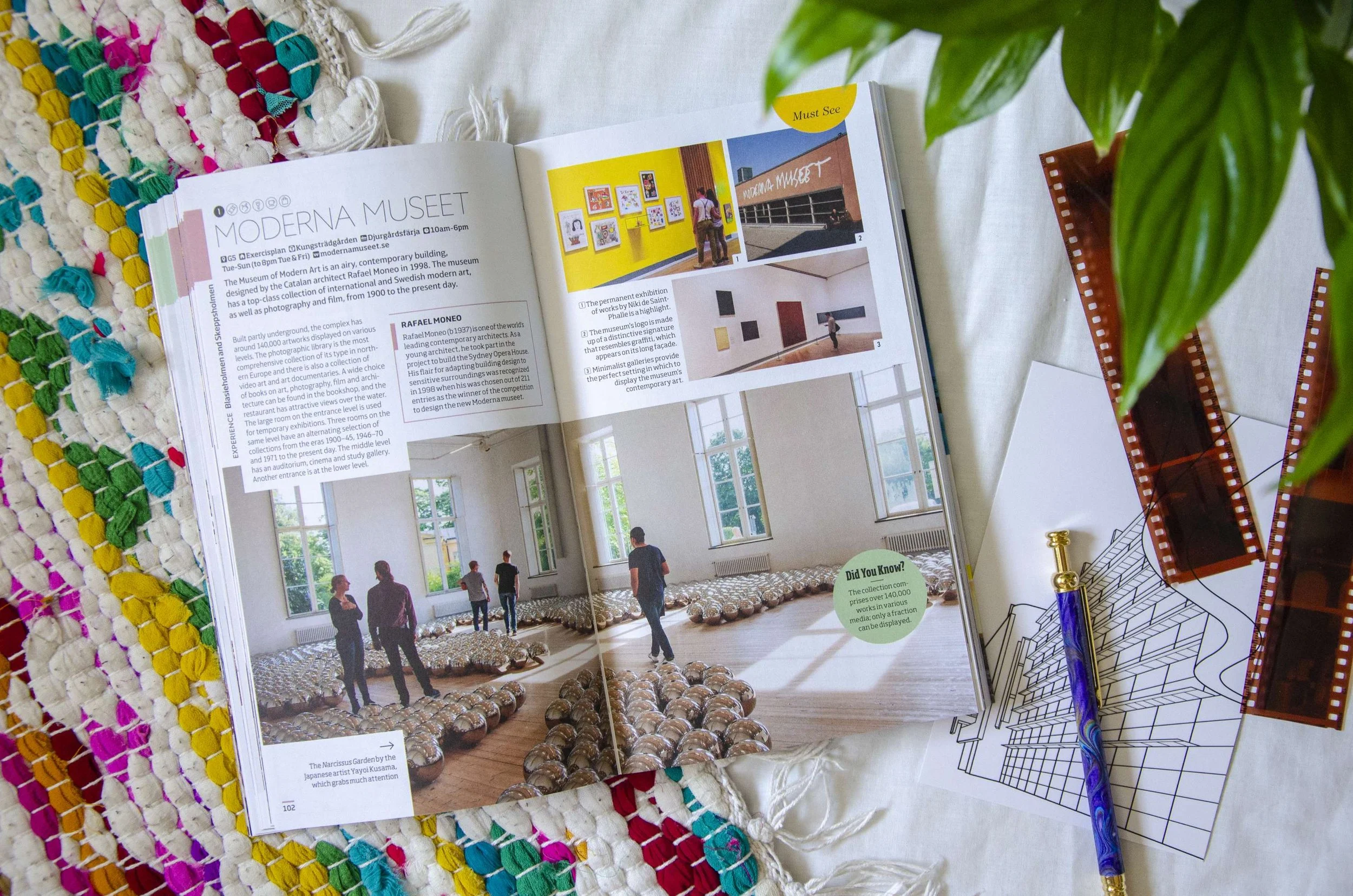 DK Eyewitness Travel Books