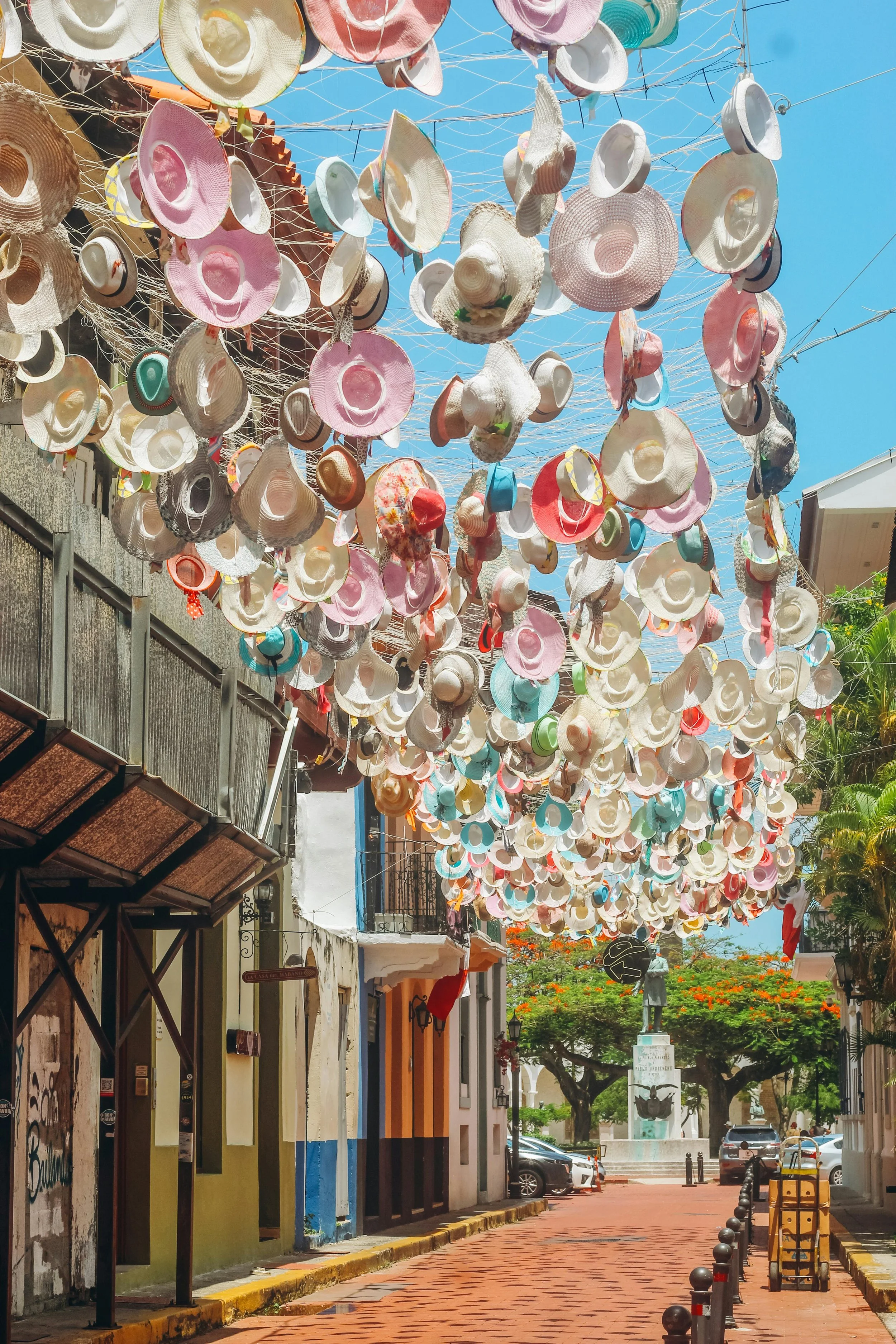 Casco Viejo, hats hanging above the street