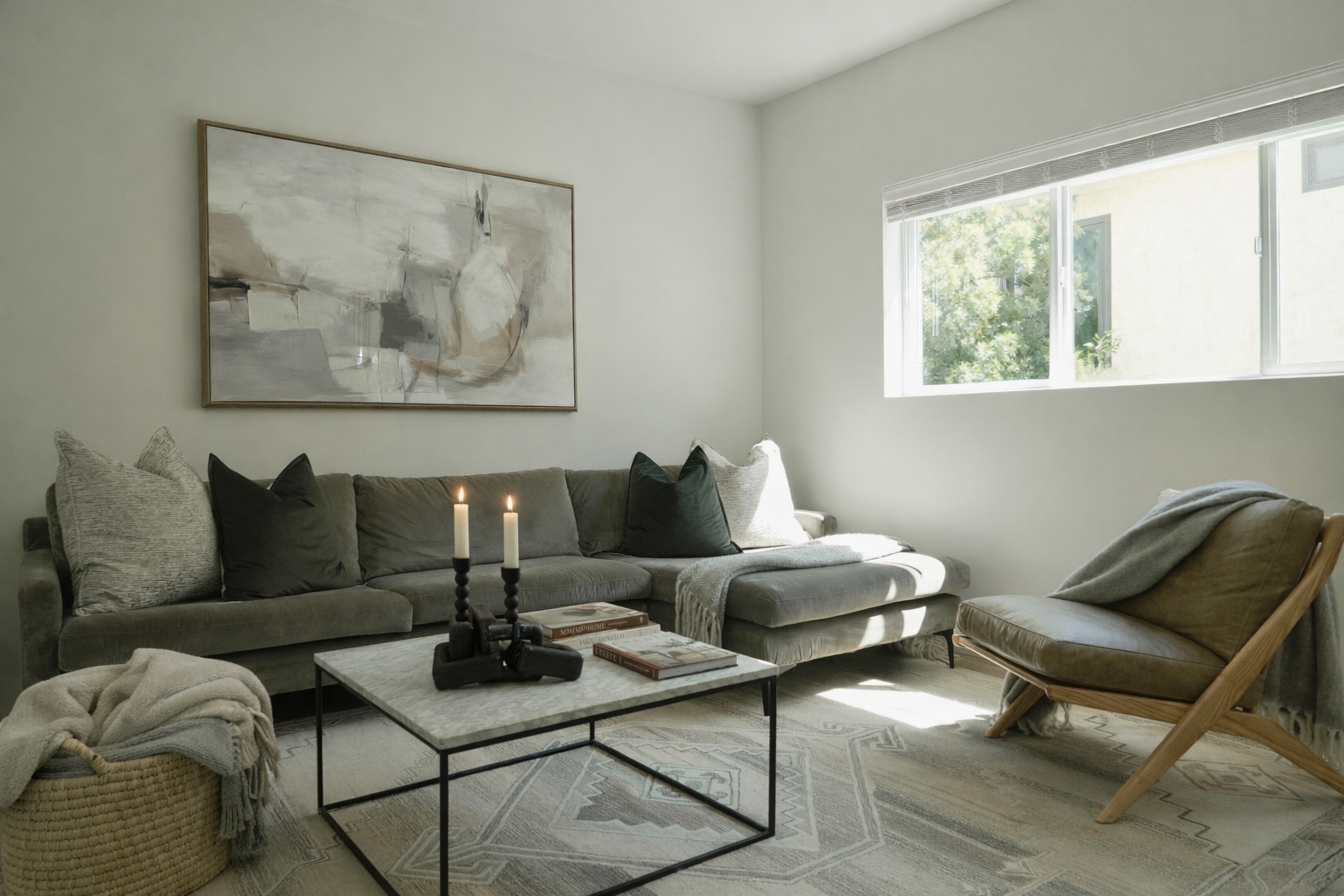 Luxury furnished living room — Templa Living residence