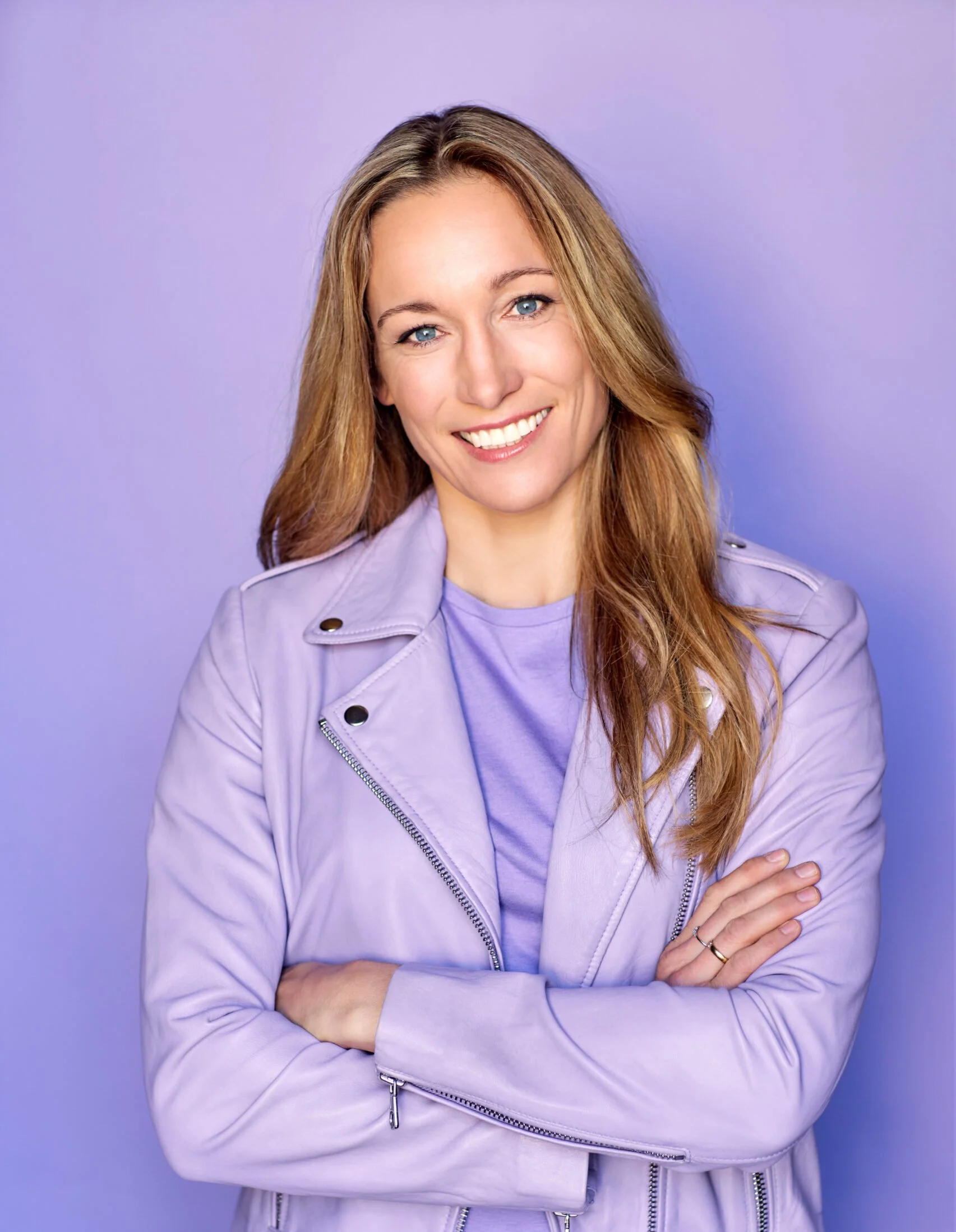 Dr. Christine Theiss