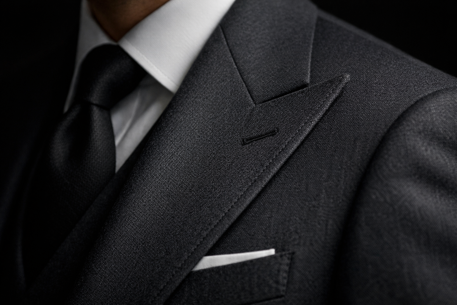 Peak lapel suit style with upward-pointing lapels for a powerful, formal silhouette ideal for weddings and boardrooms