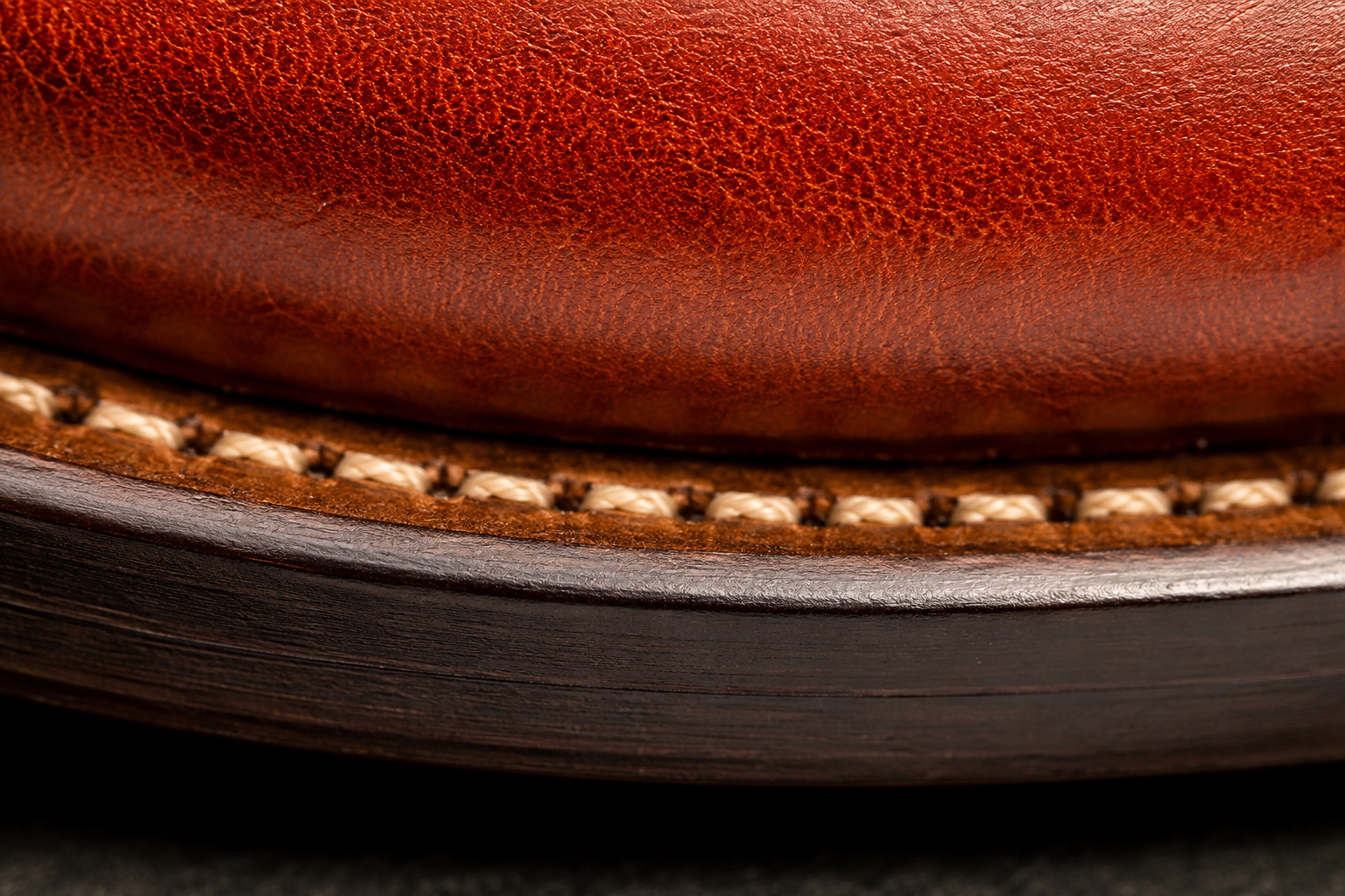 Welt + cream stitching junction macro