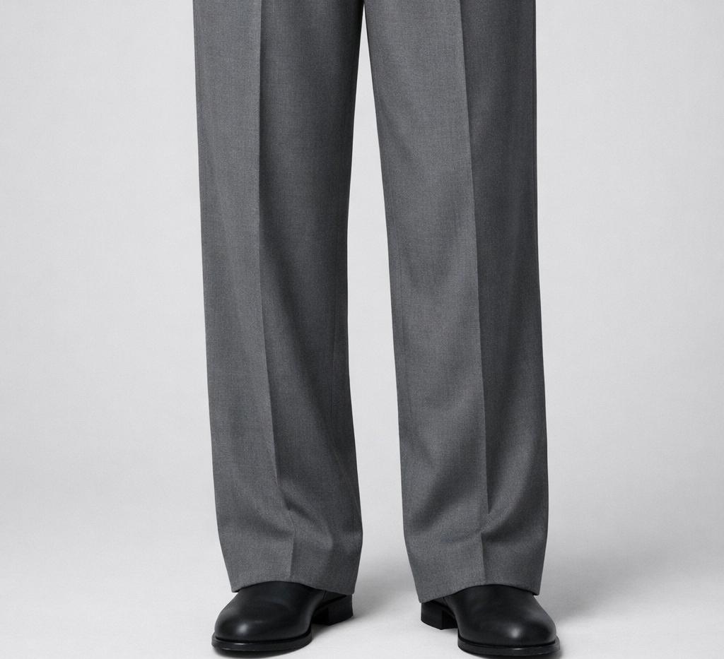 Loose fit wide-leg suit trousers with full drape and movement — a classic old-school menswear silhouette