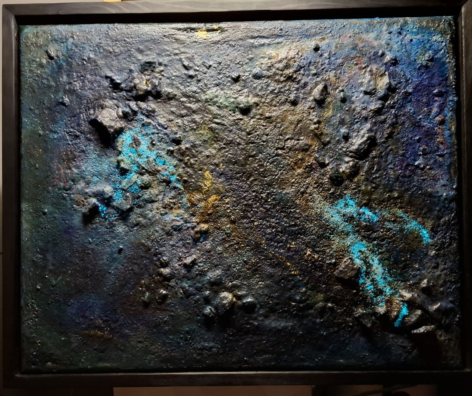 Erosion im mineralischen Sedimentskörper von Markus Willems, abstraktes Original aus der Kollektion des Sediment und Strukturateliers Köln