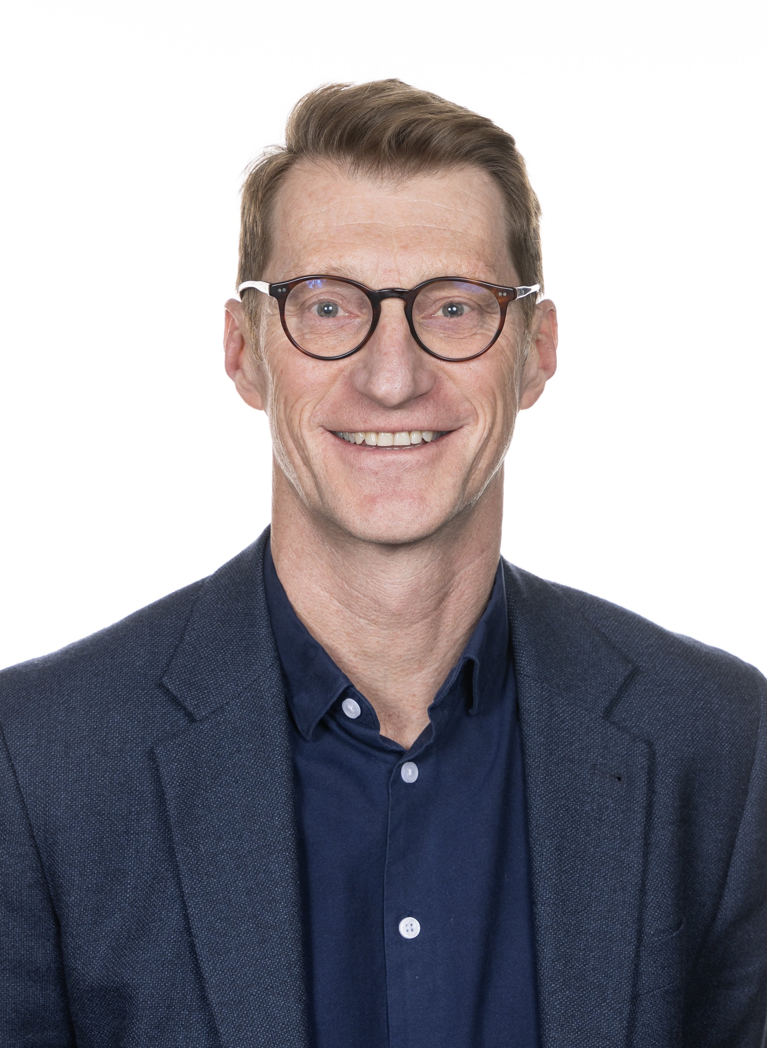Andrew Steer