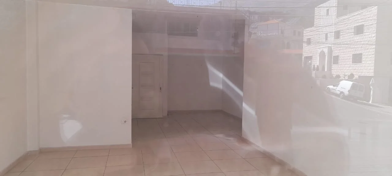 Hermoso — raw space before design